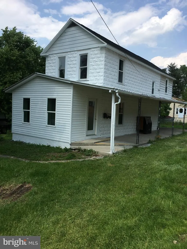 109 S Ridge Street, Burnham, PA 17009