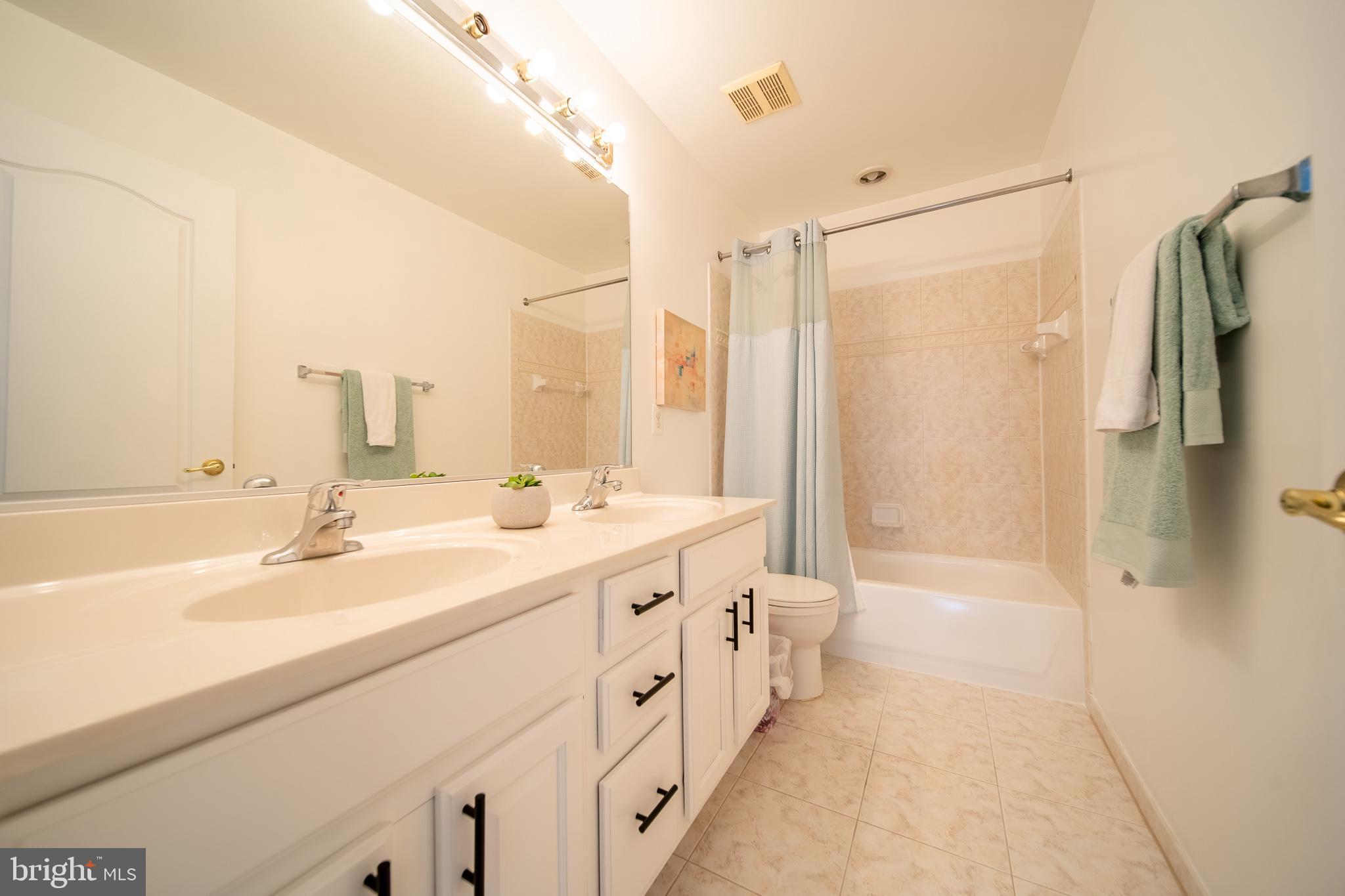 RIDGEFIELD ESTATES - Residential