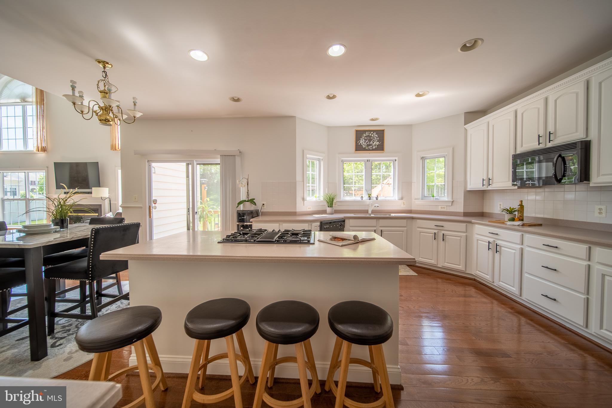 RIDGEFIELD ESTATES - Residential