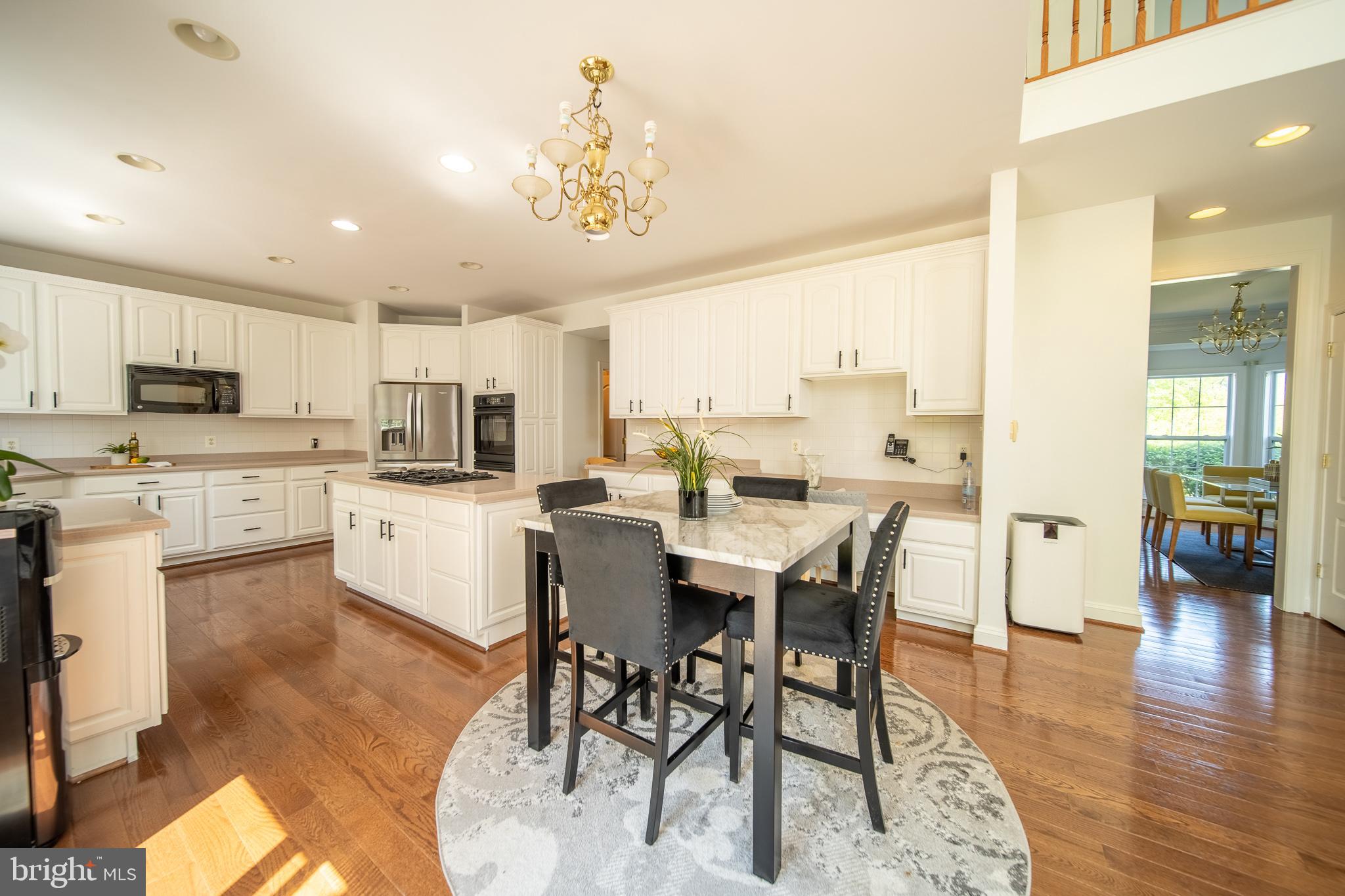 RIDGEFIELD ESTATES - Residential