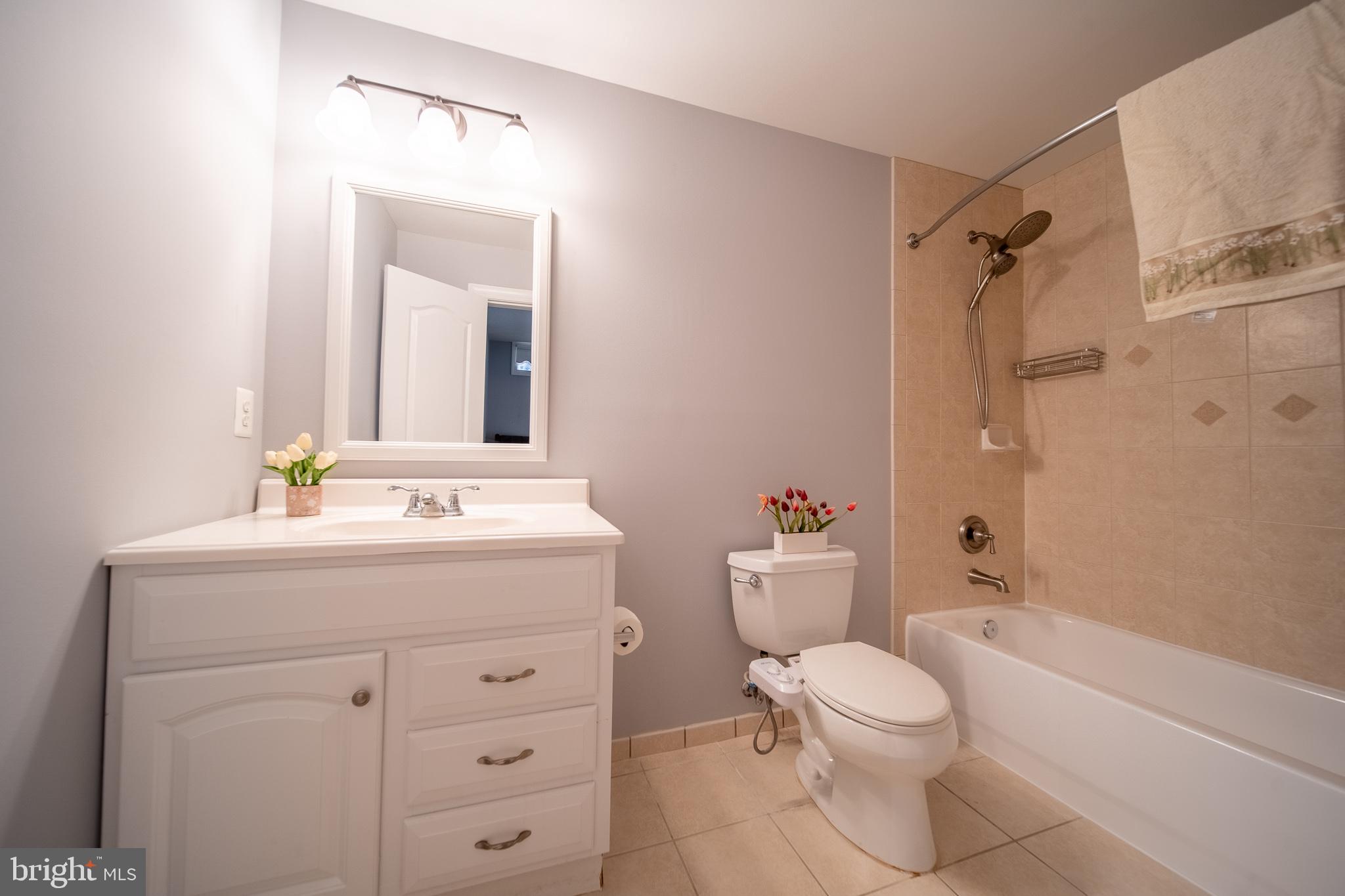 RIDGEFIELD ESTATES - Residential