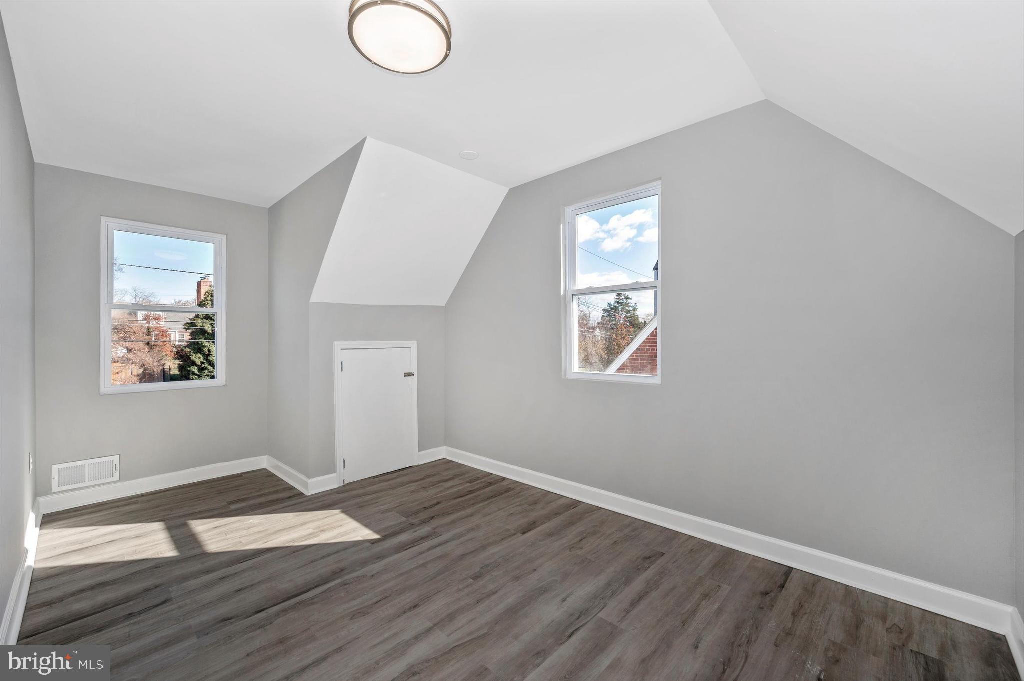 CHILLUM TERRACE - Residential