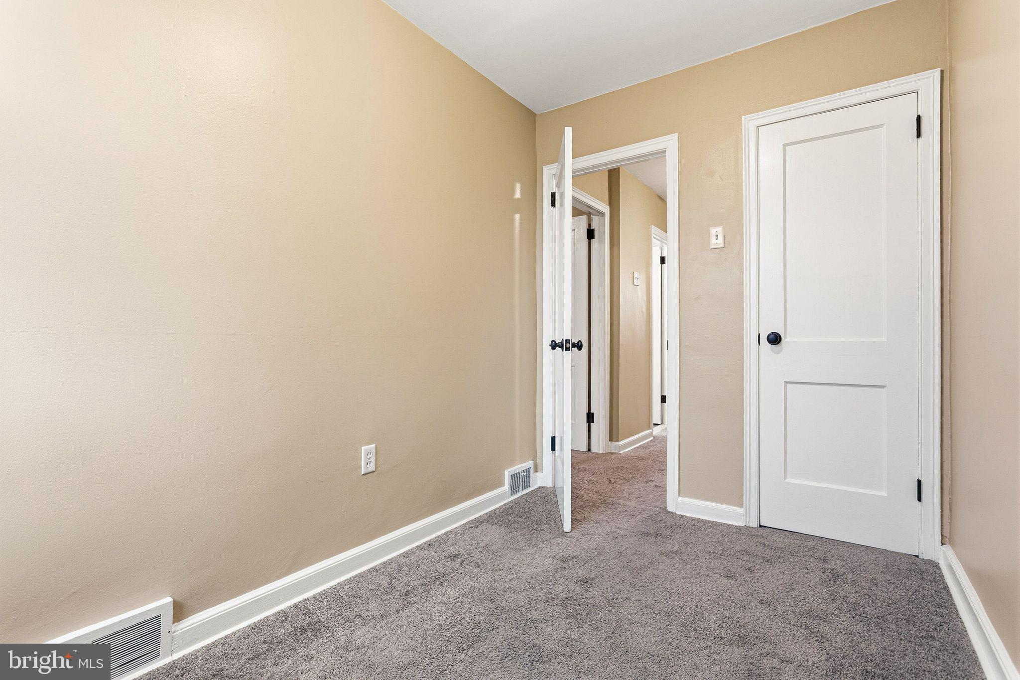 HOLMESBURG - Residential