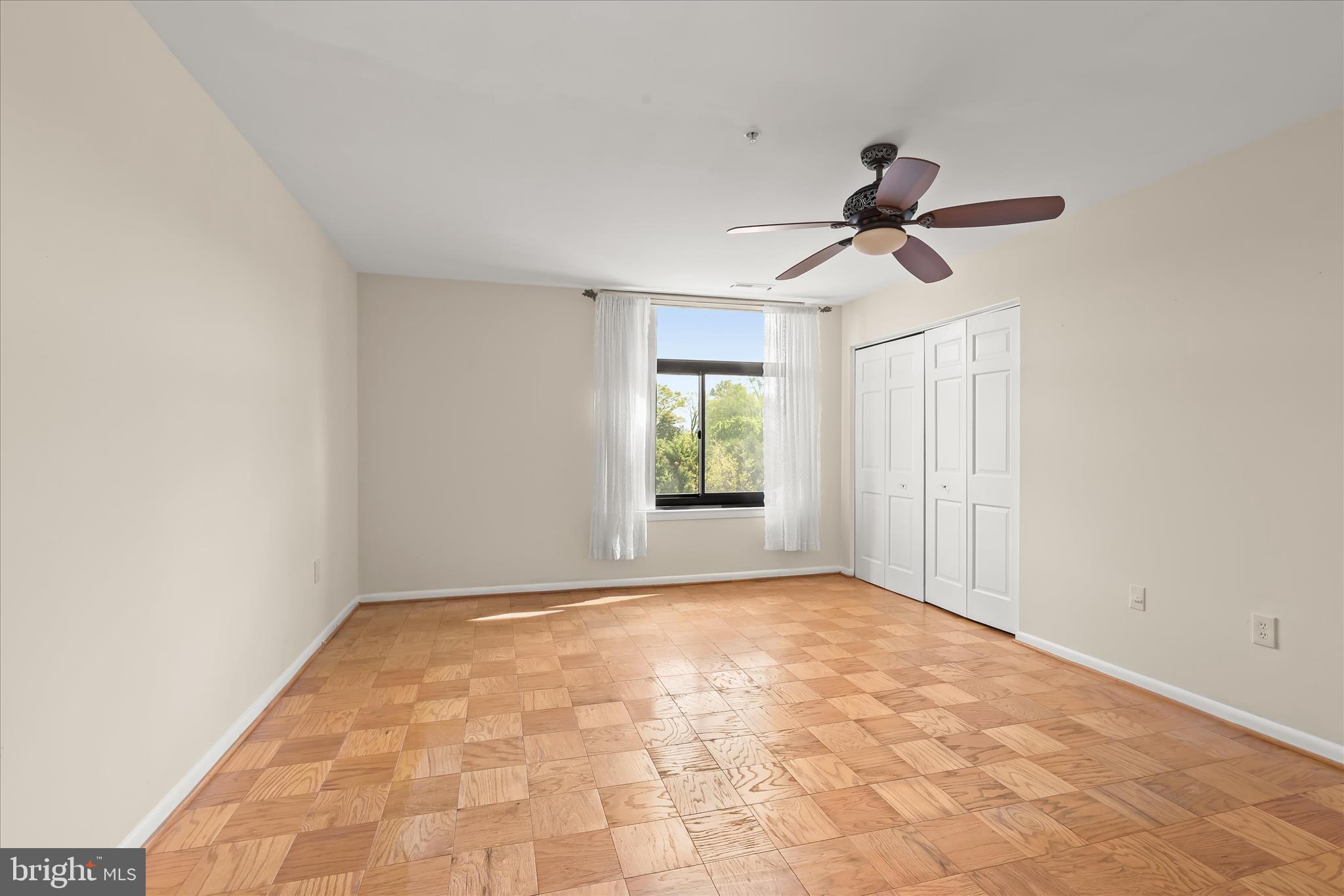 DULANEY VALLEY GARDENS - Residential