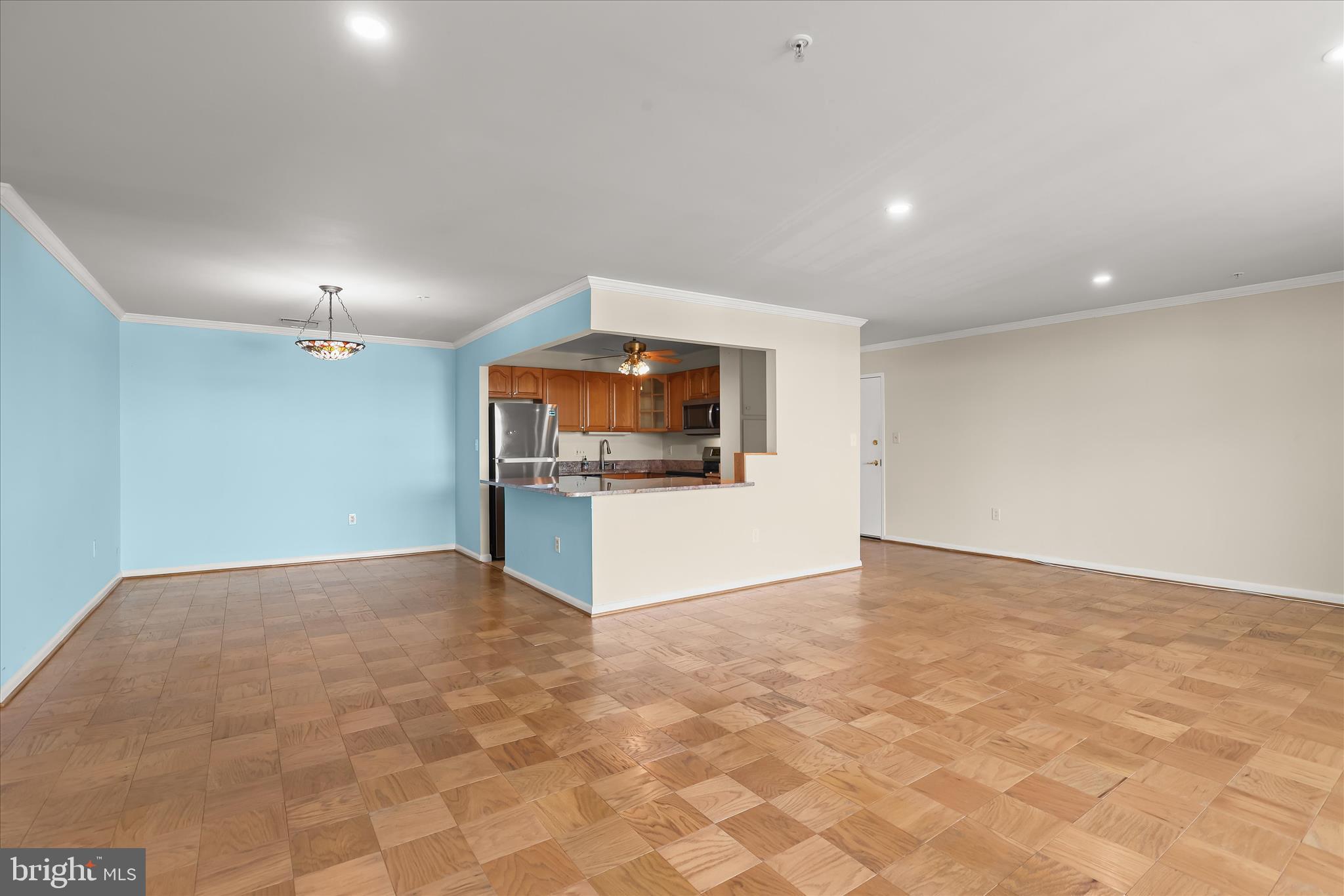 DULANEY VALLEY GARDENS - Residential