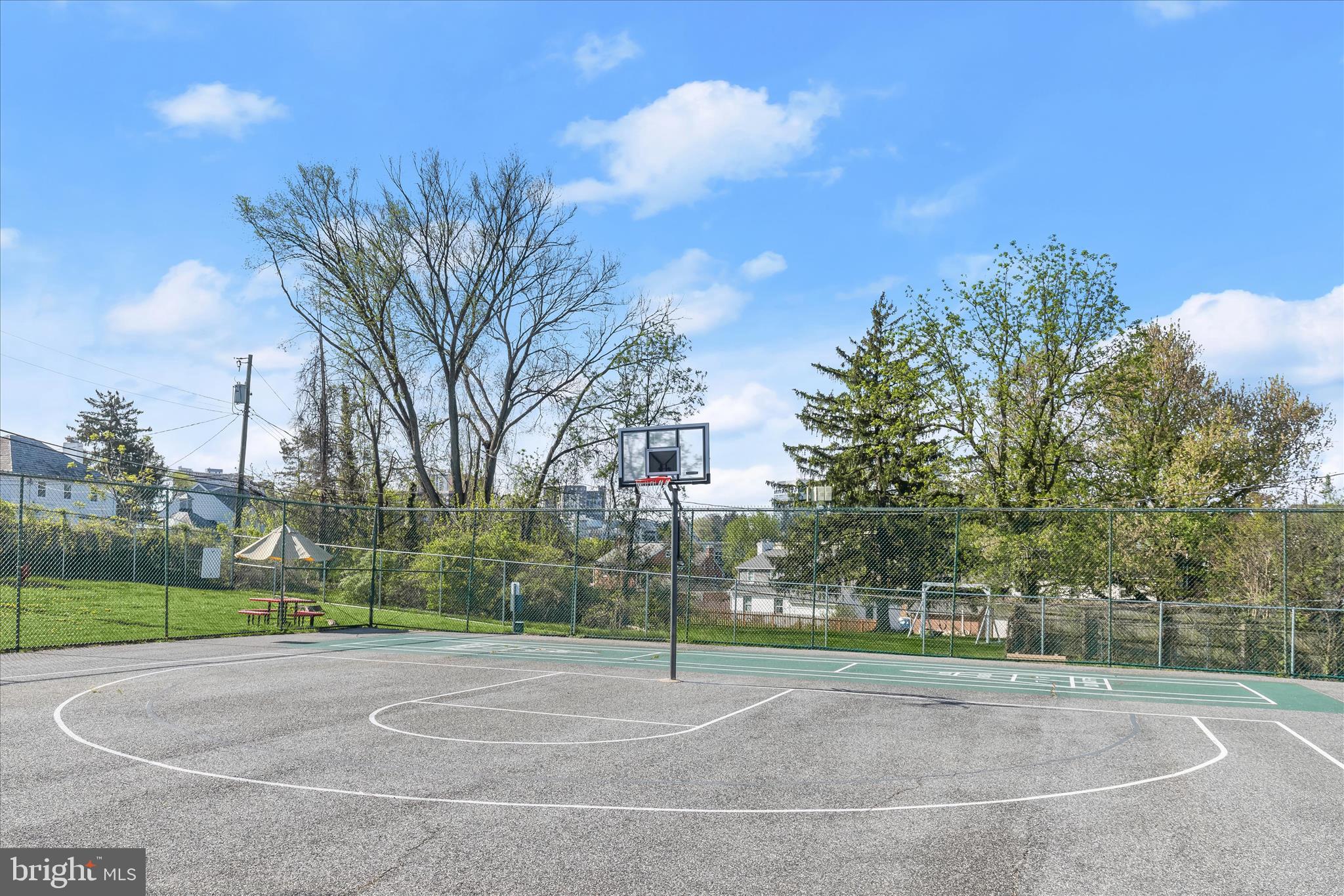 DULANEY VALLEY GARDENS - Residential