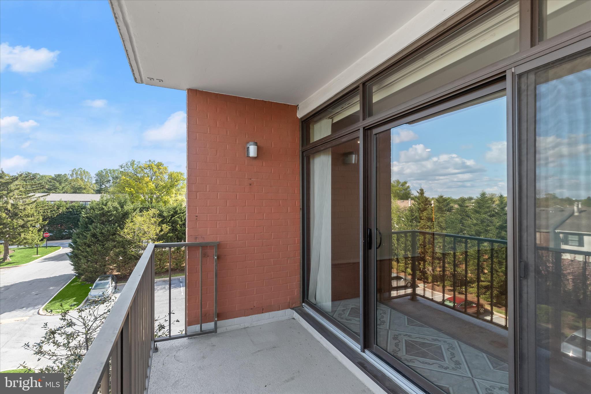 DULANEY VALLEY GARDENS - Residential