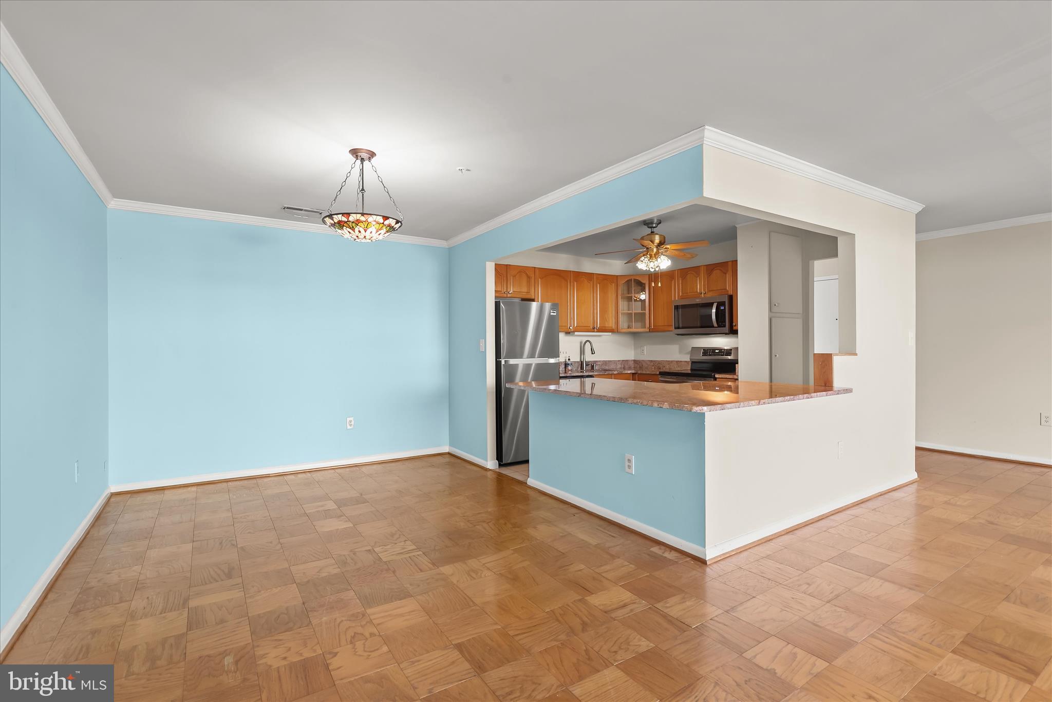 DULANEY VALLEY GARDENS - Residential