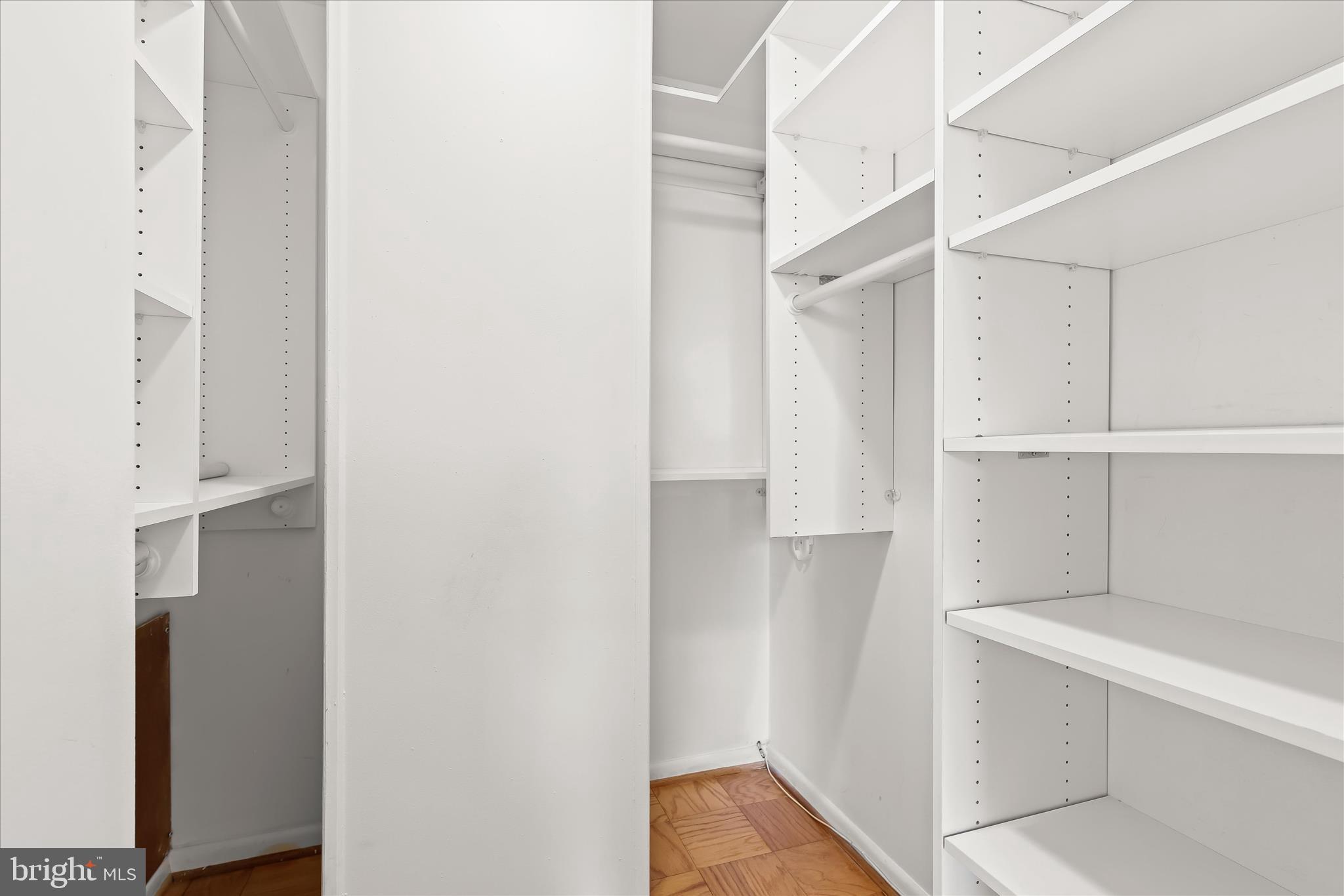 DULANEY VALLEY GARDENS - Residential