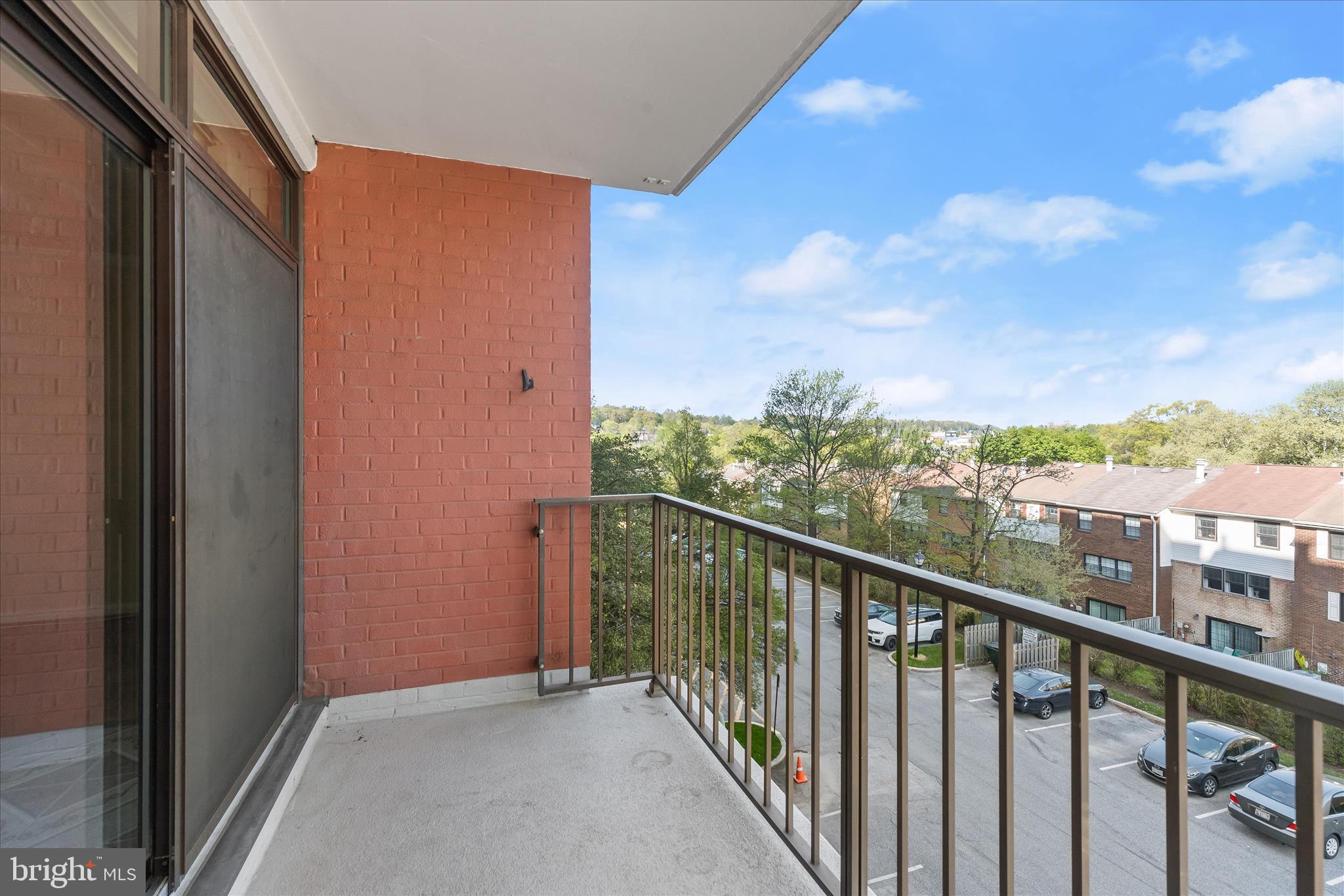 DULANEY VALLEY GARDENS - Residential