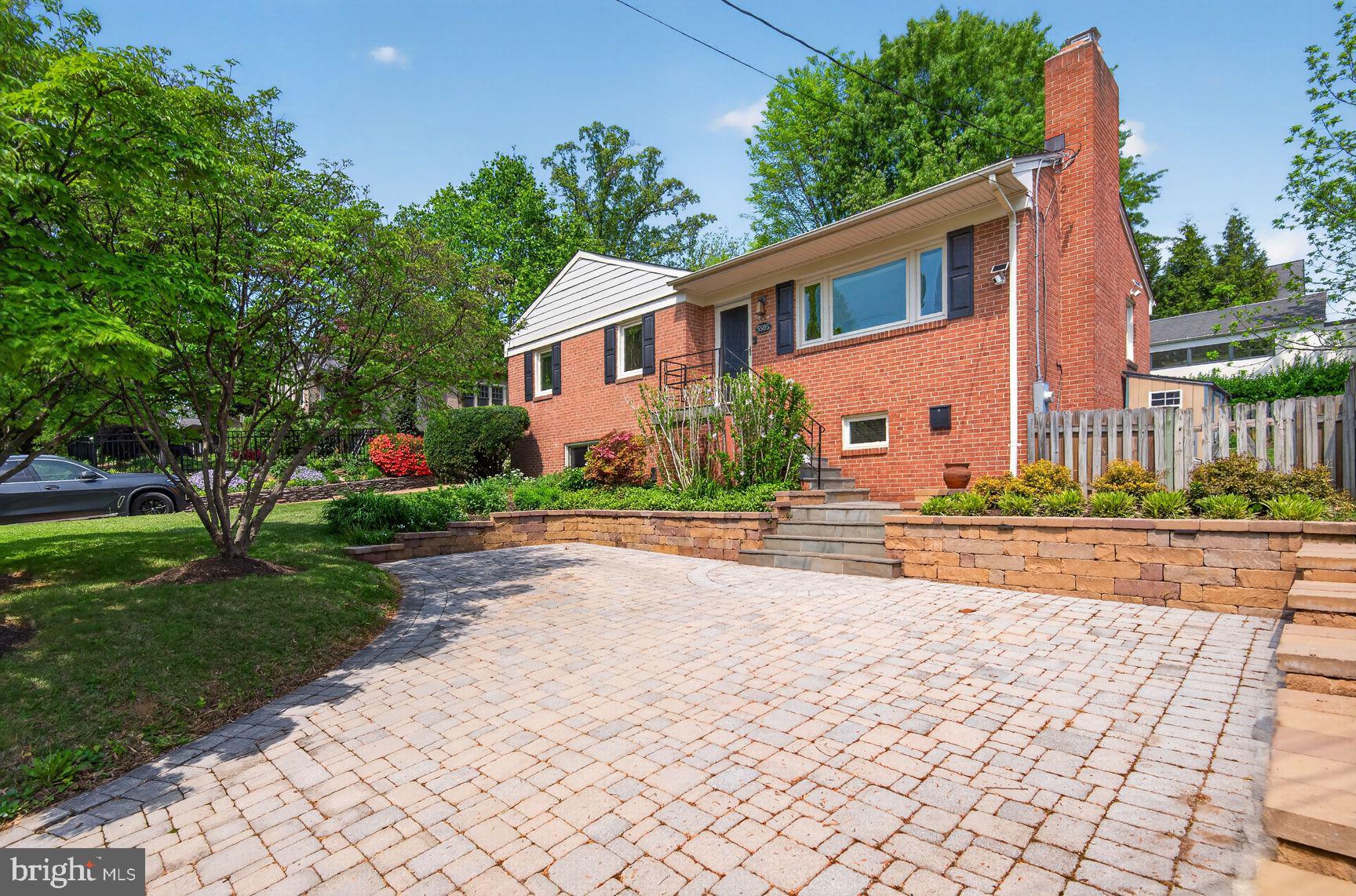 5505 MCKINLEY STREET