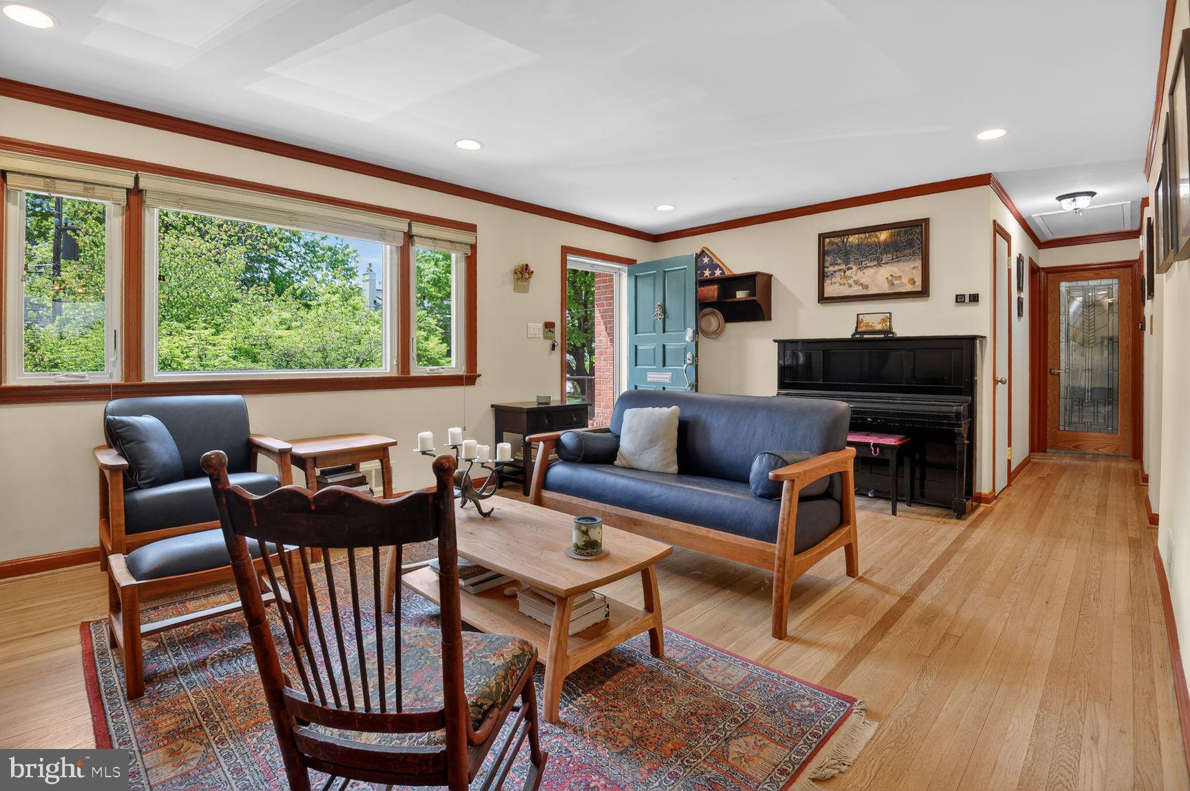 HUNTINGTON TERRACE - Residential