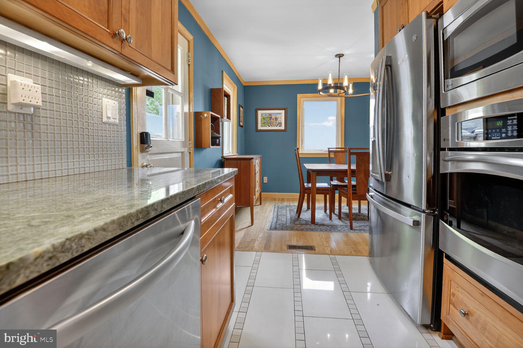 HUNTINGTON TERRACE - Residential