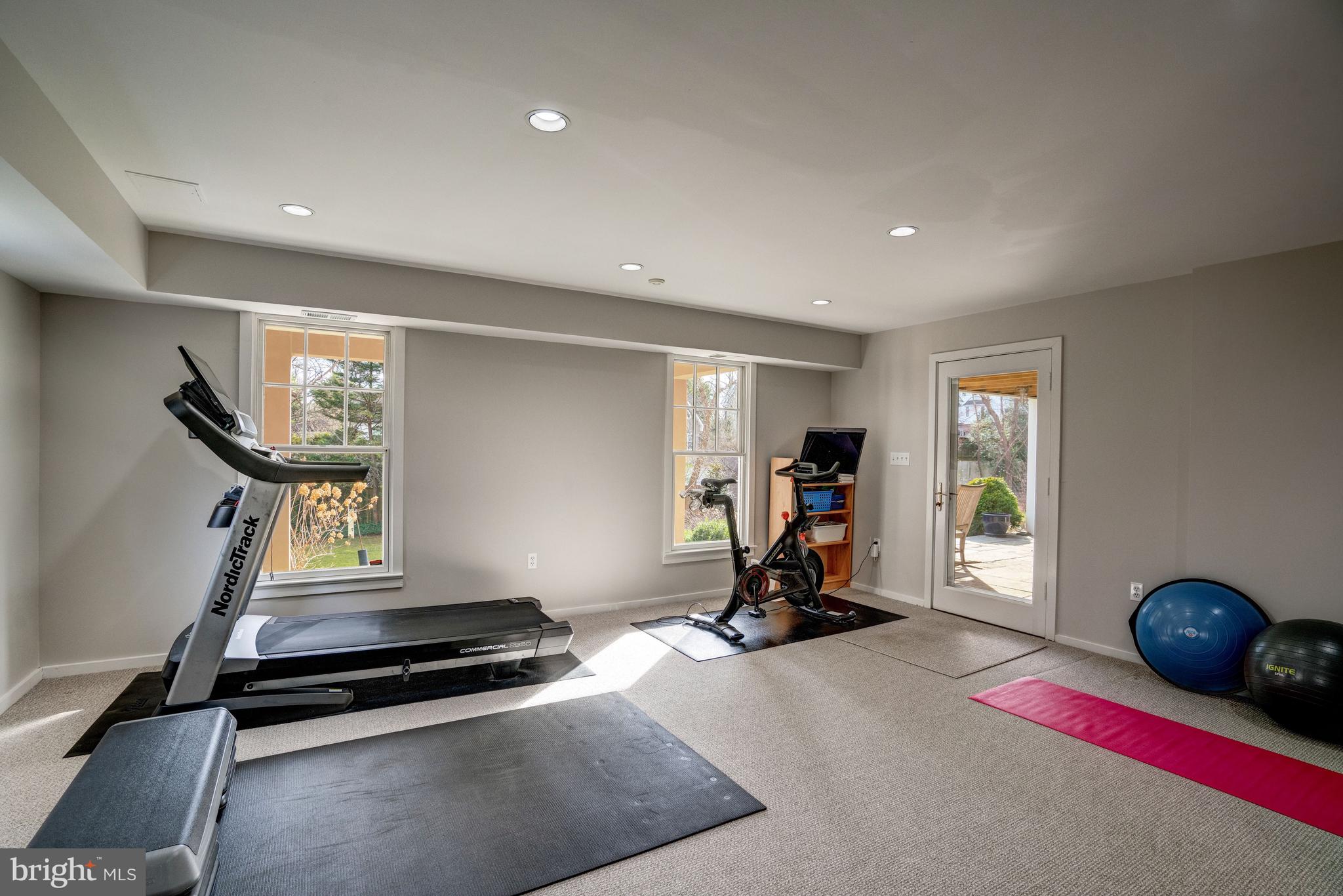 WESLEY HEIGHTS - Residential