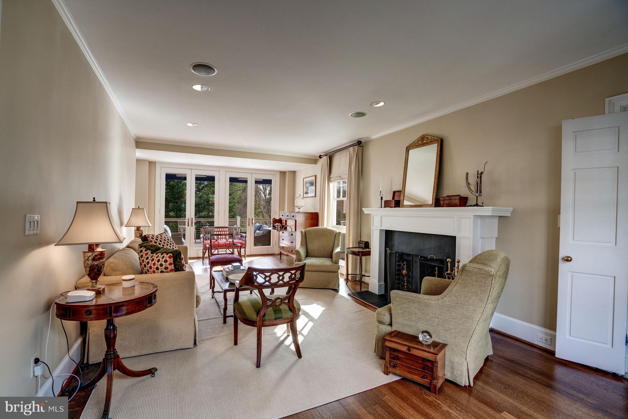 WESLEY HEIGHTS - Residential