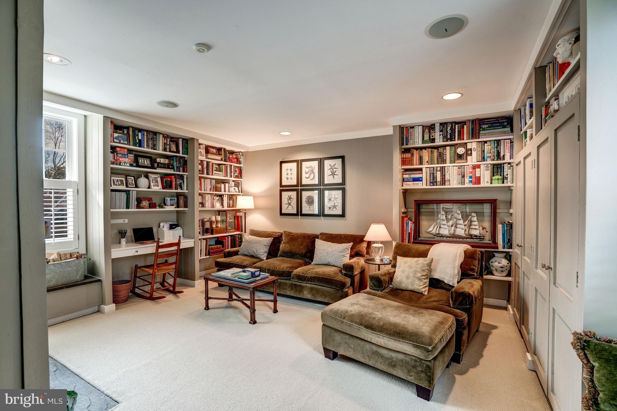 WESLEY HEIGHTS - Residential