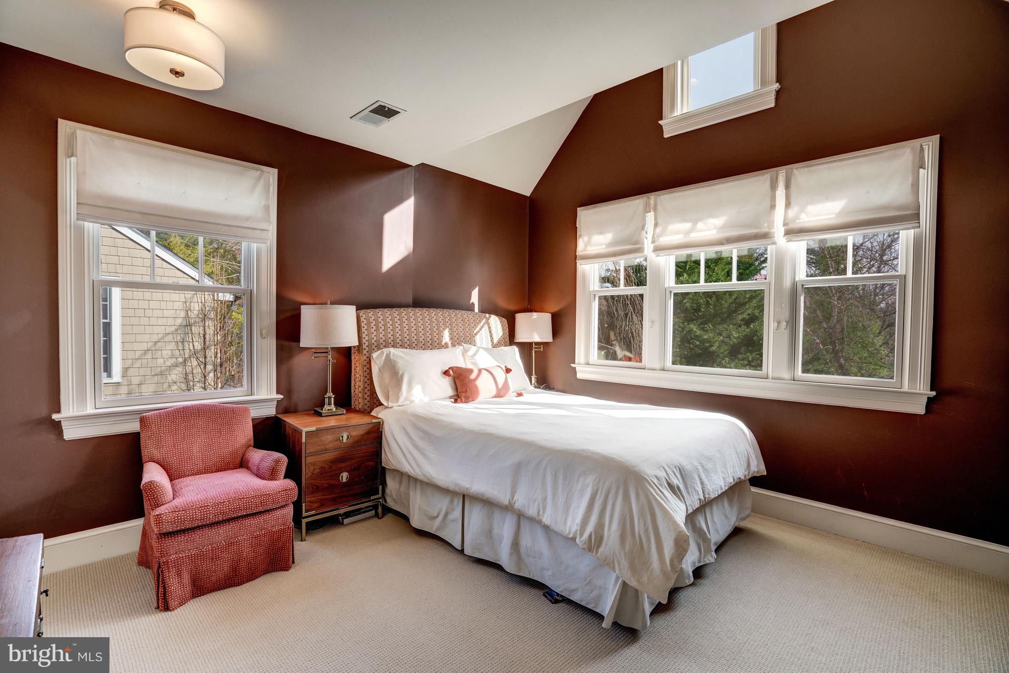 WESLEY HEIGHTS - Residential
