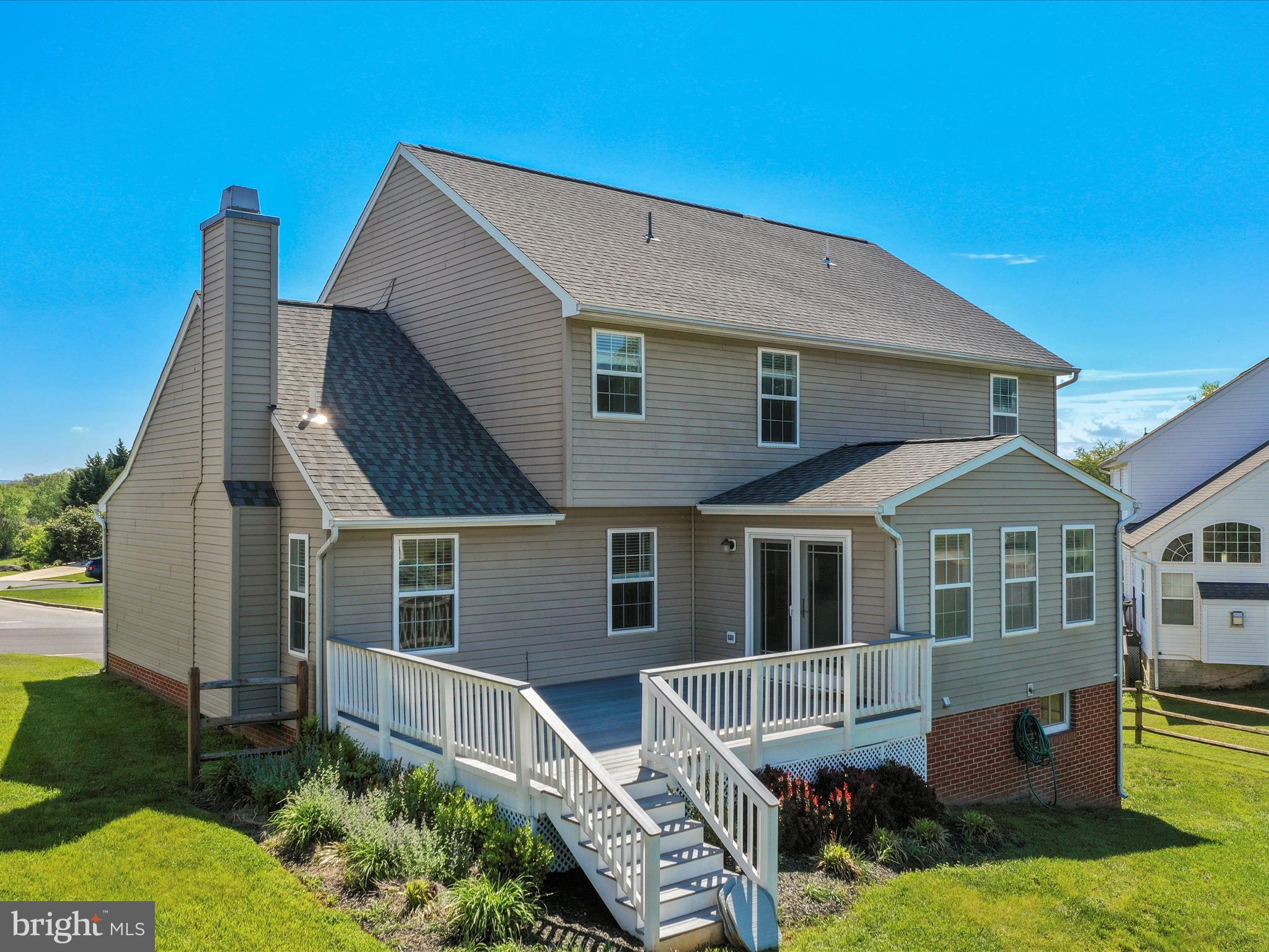 LOCUST HILL - Residential