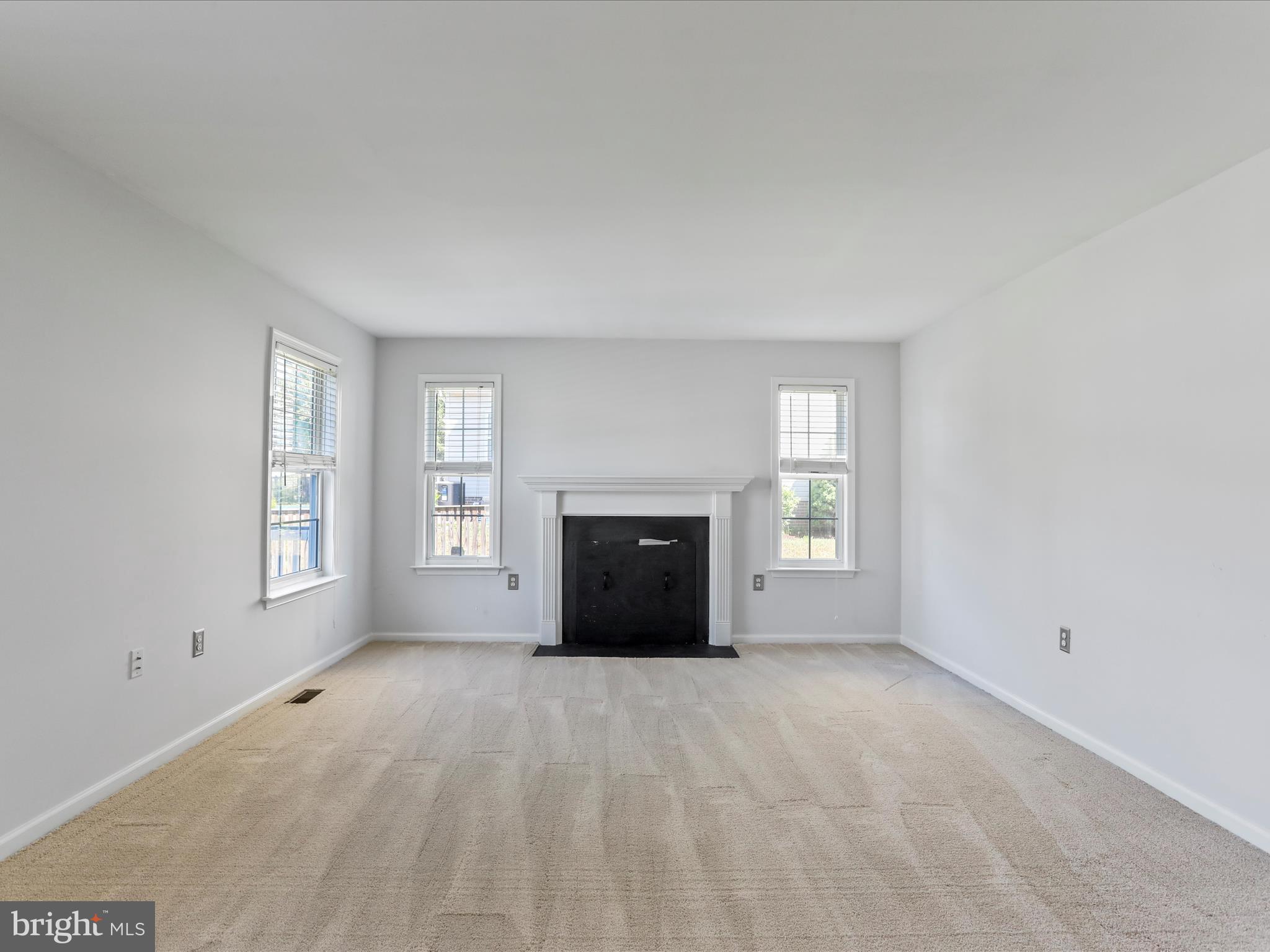 LOCUST HILL - Residential