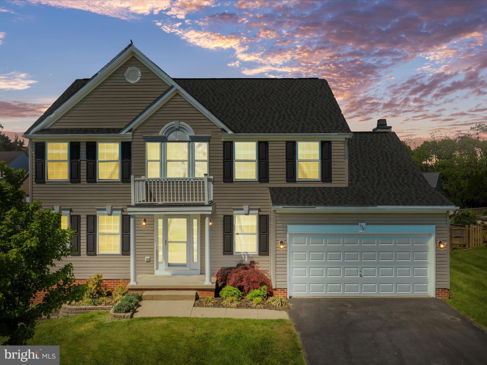 LOCUST HILL - Residential