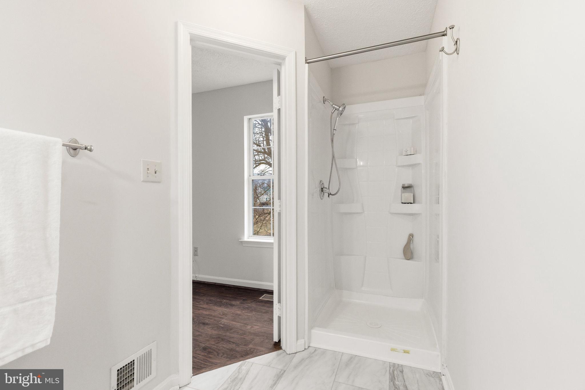 GEORGETOWN COURT - Residential