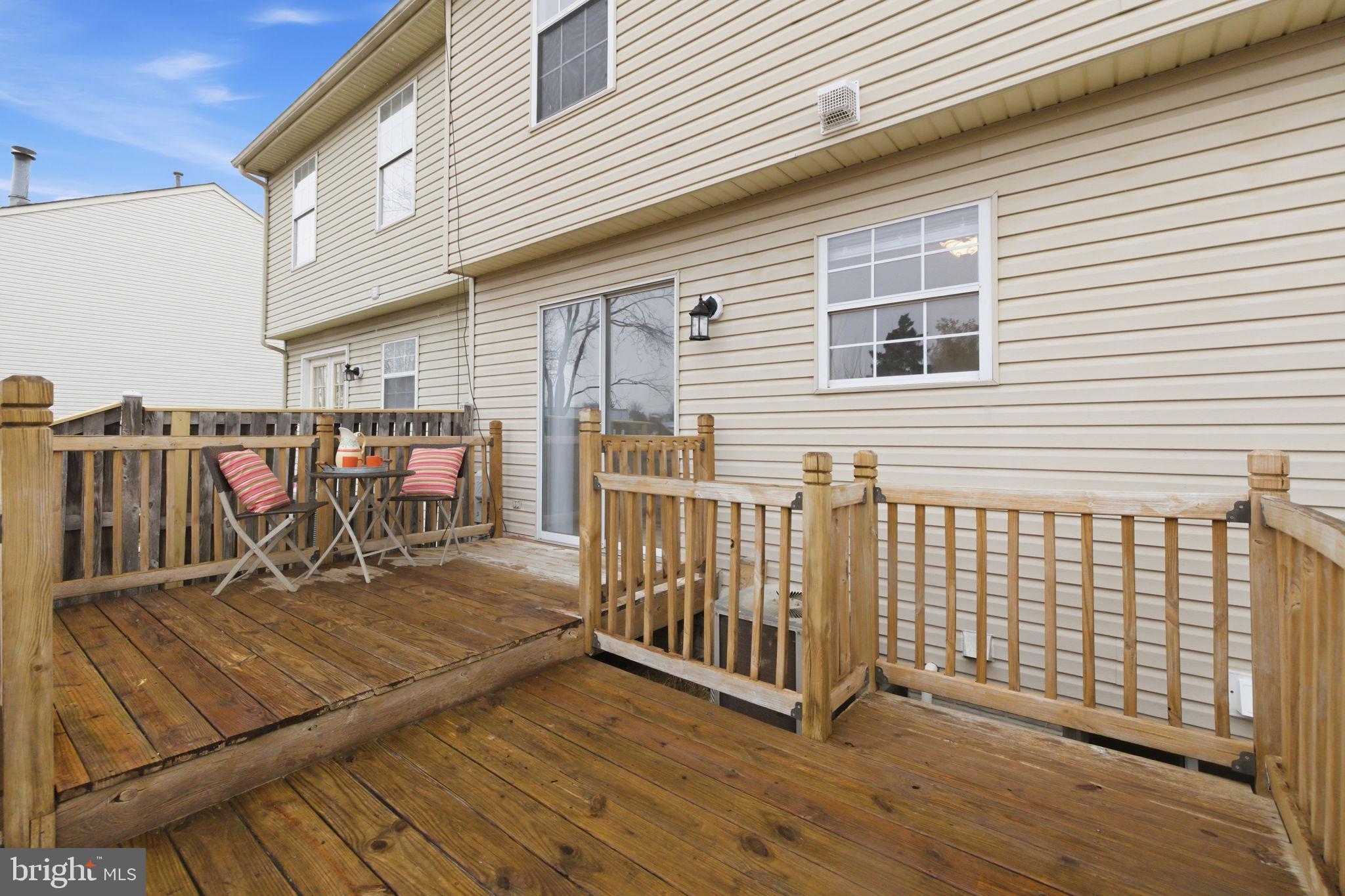 GEORGETOWN COURT - Residential