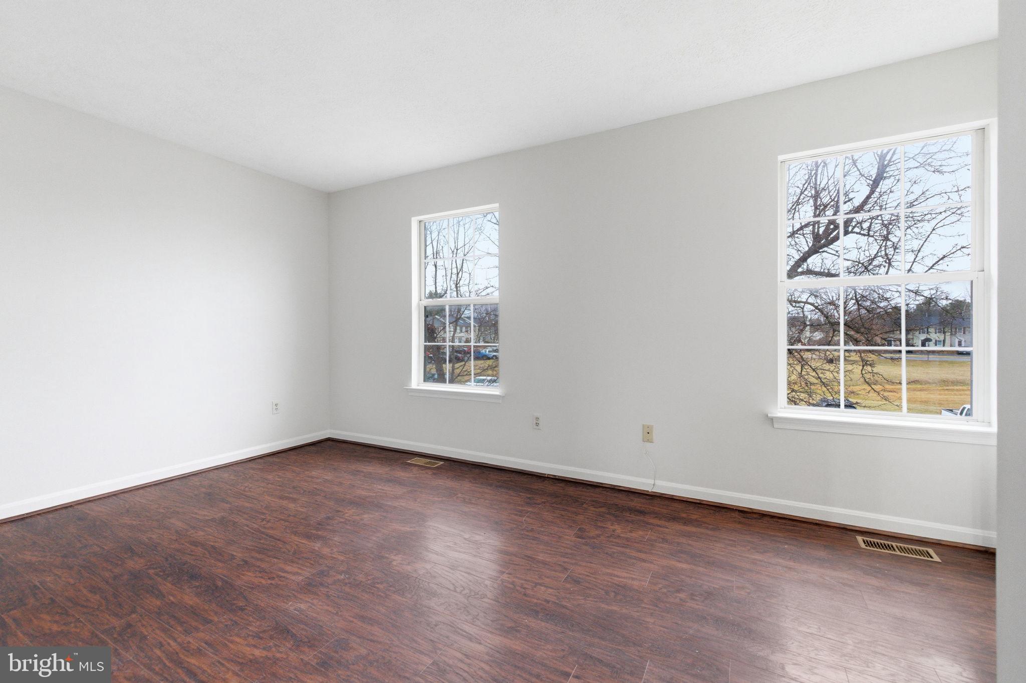 GEORGETOWN COURT - Residential