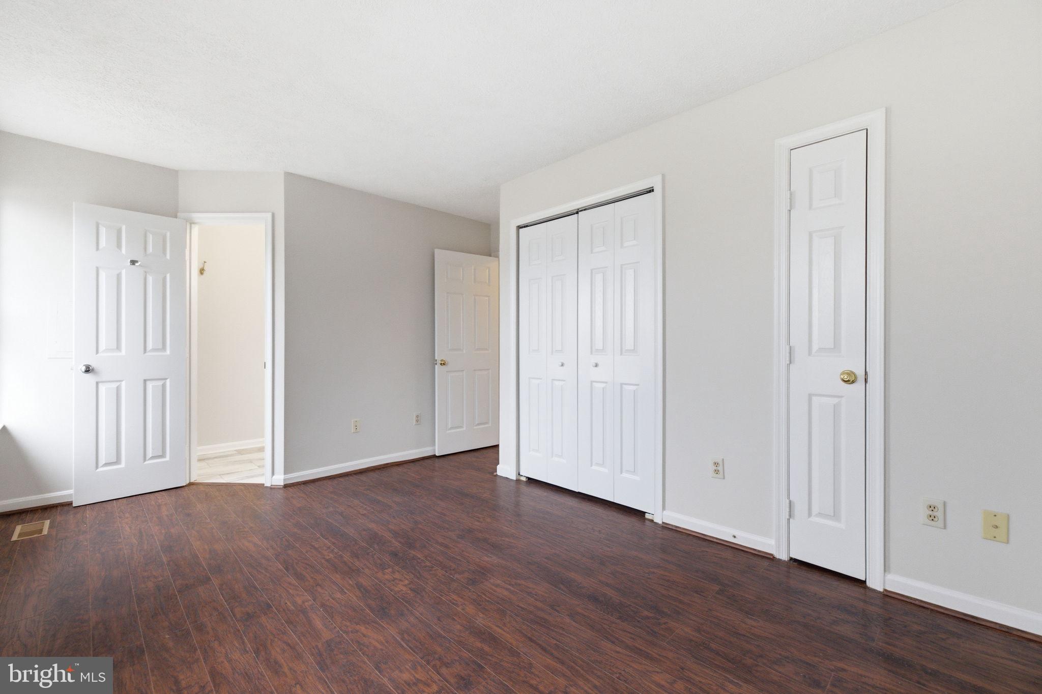 GEORGETOWN COURT - Residential