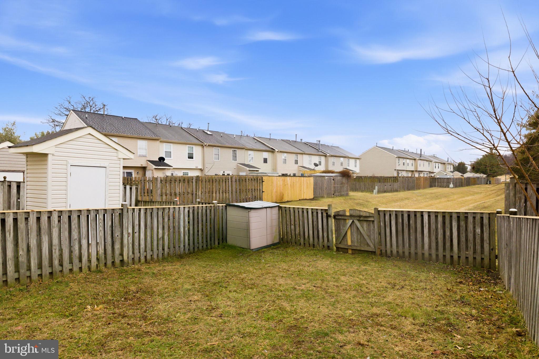 GEORGETOWN COURT - Residential