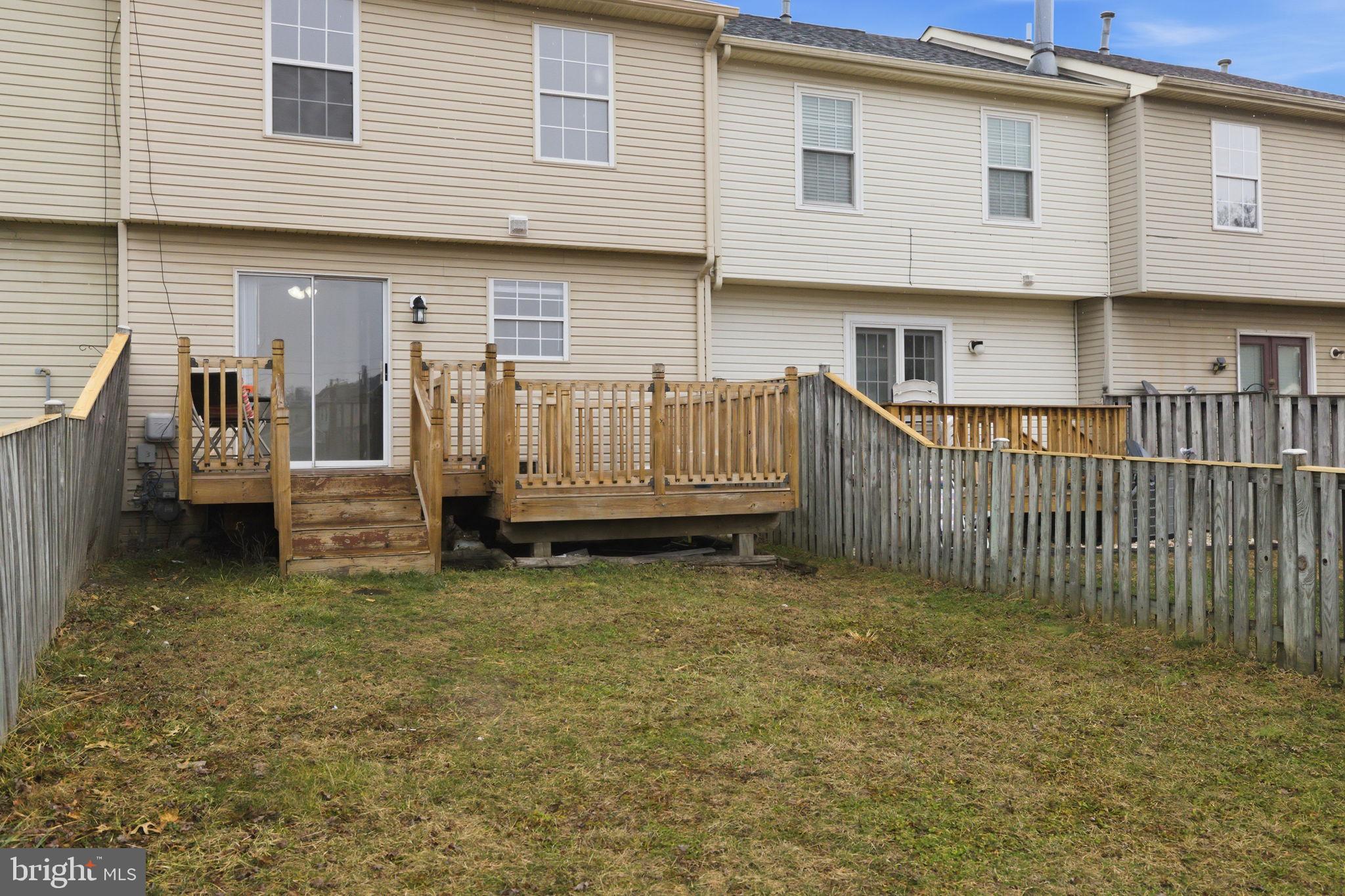 GEORGETOWN COURT - Residential