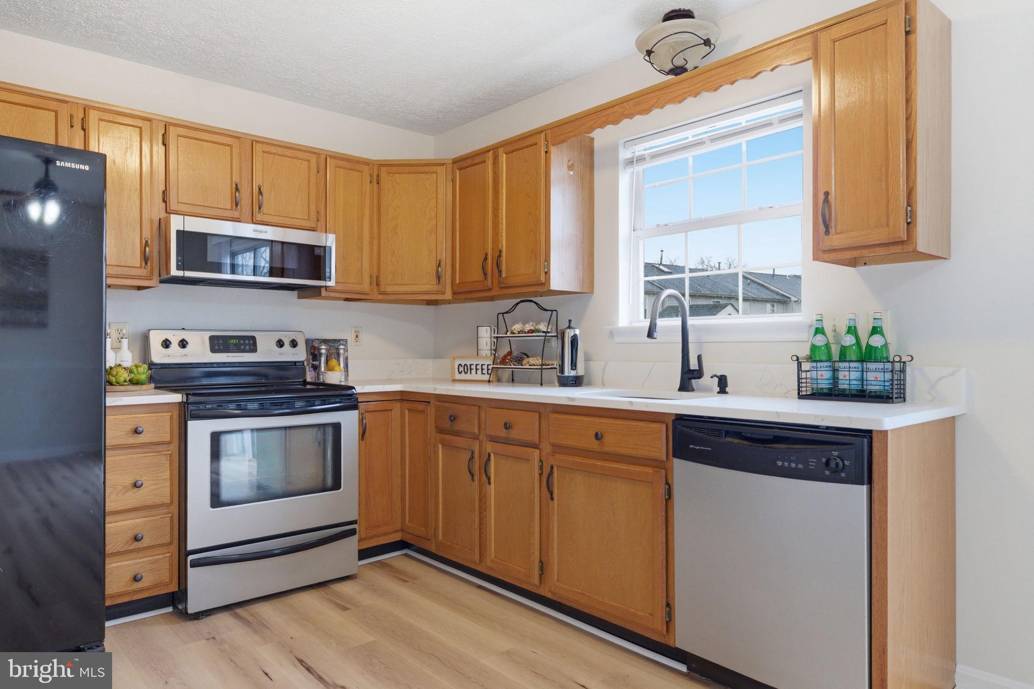 GEORGETOWN COURT - Residential