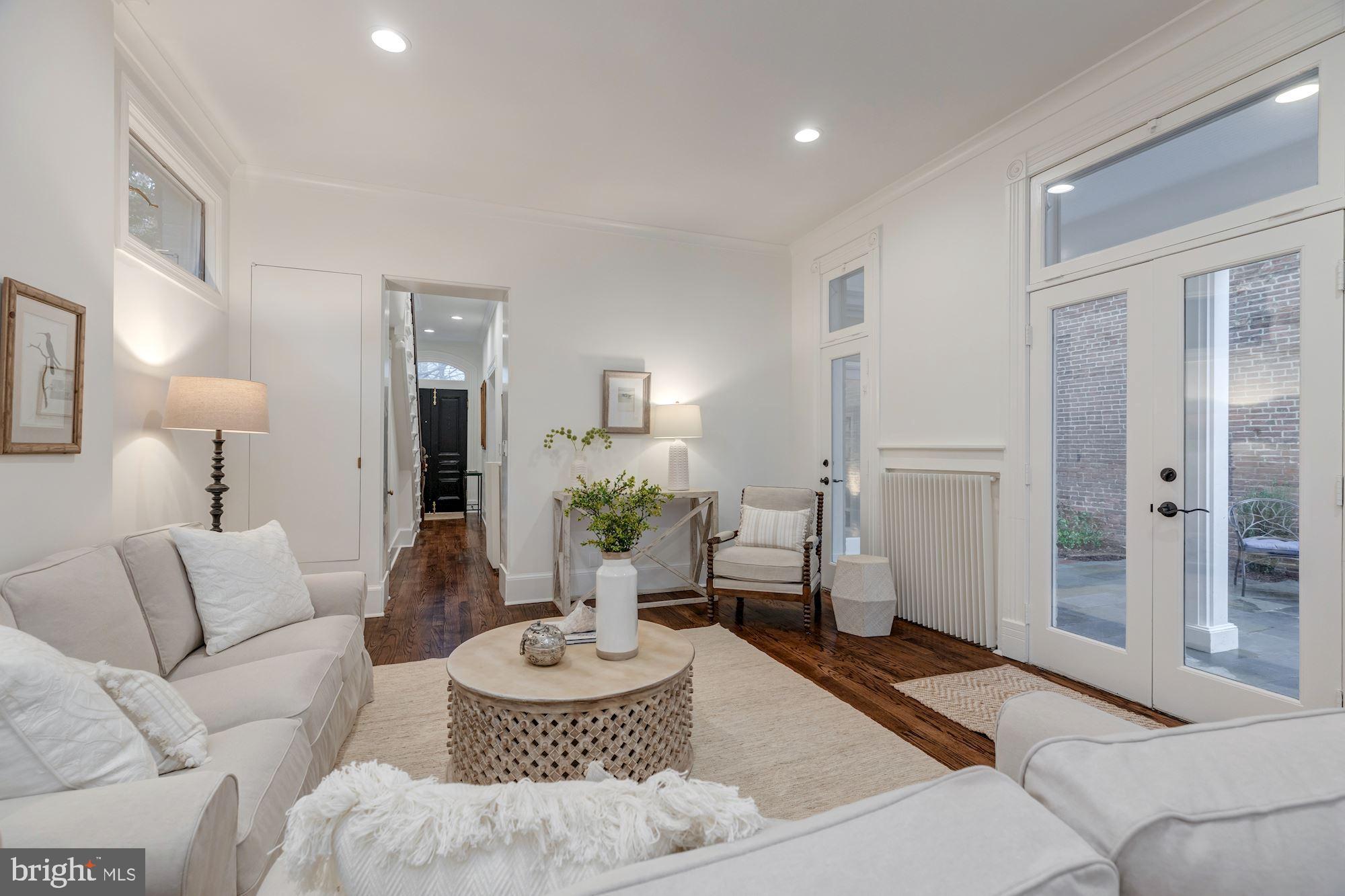GEORGETOWN - Residential