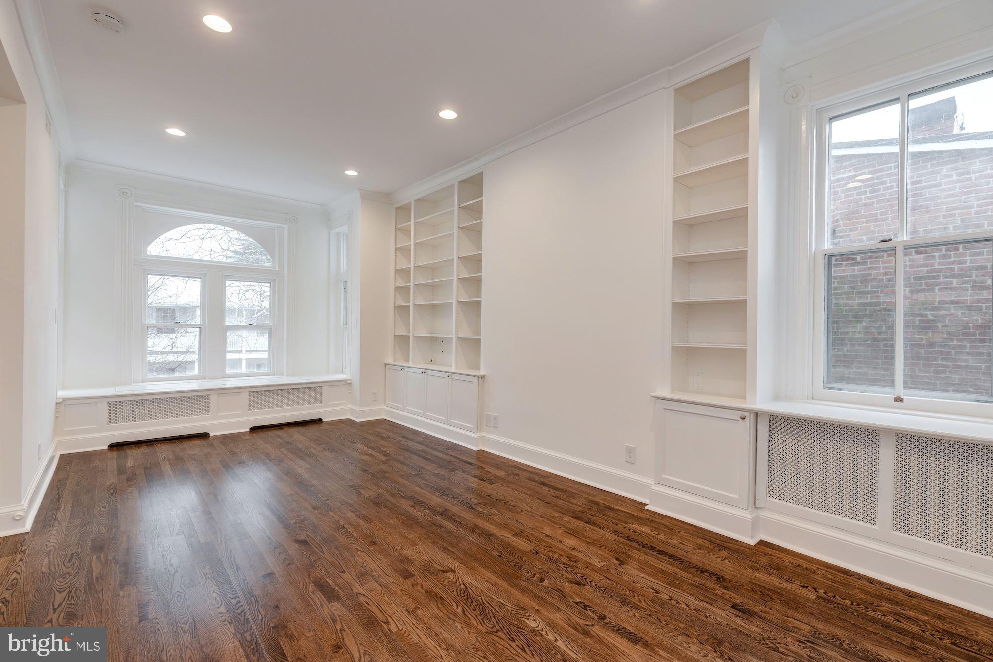 GEORGETOWN - Residential