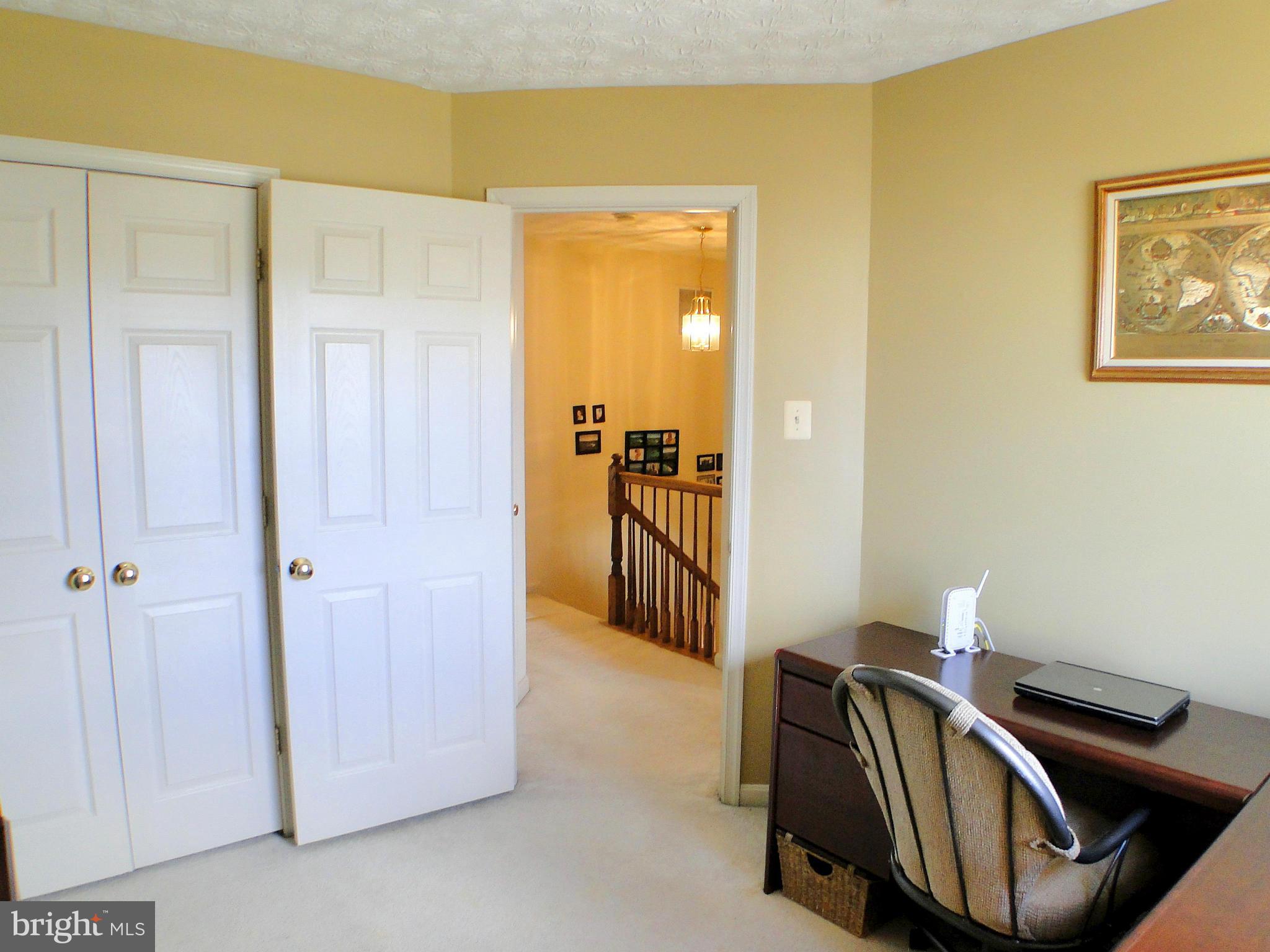 CONSTANT FRIENDSHIP - Residential