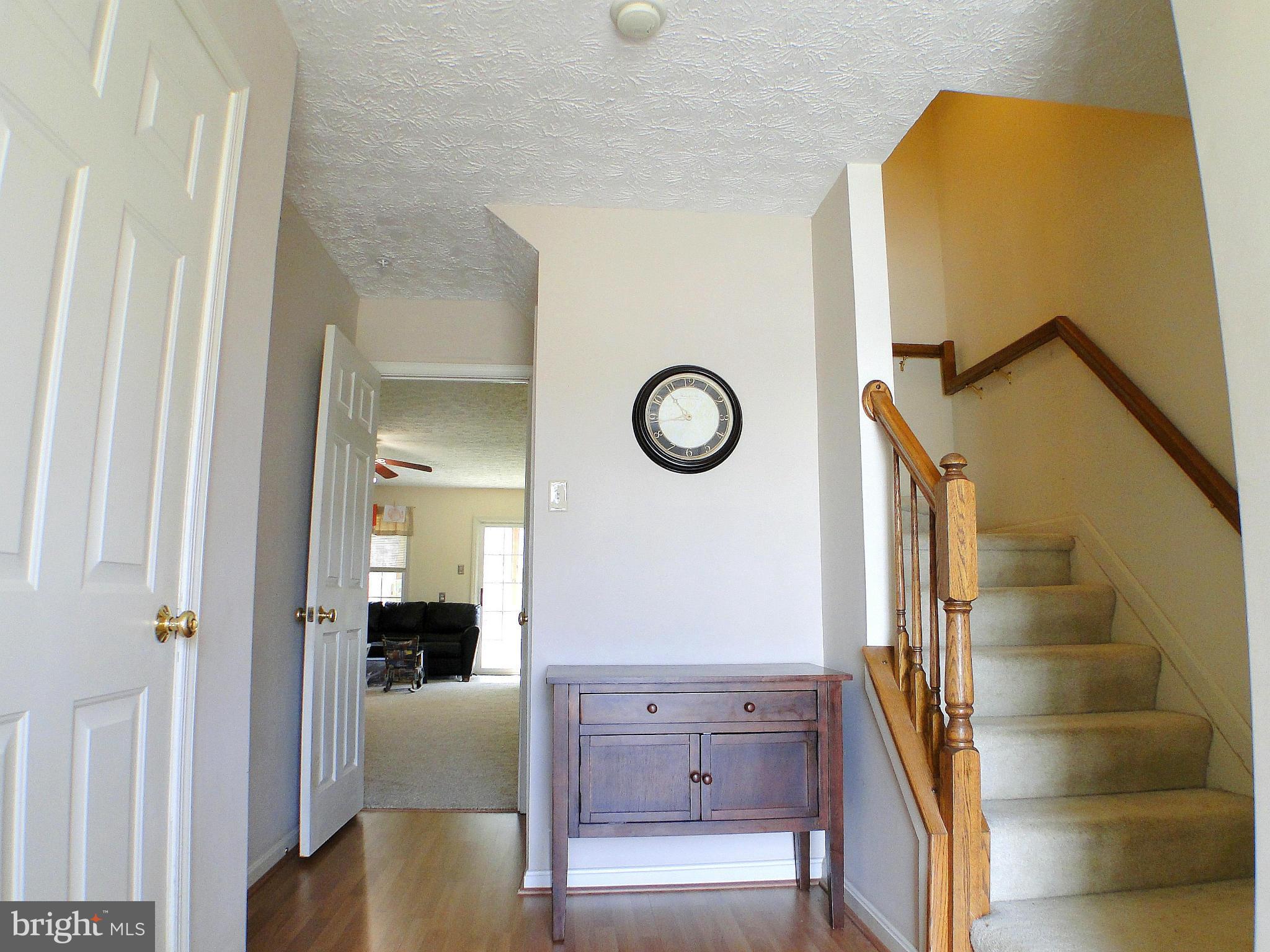 CONSTANT FRIENDSHIP - Residential