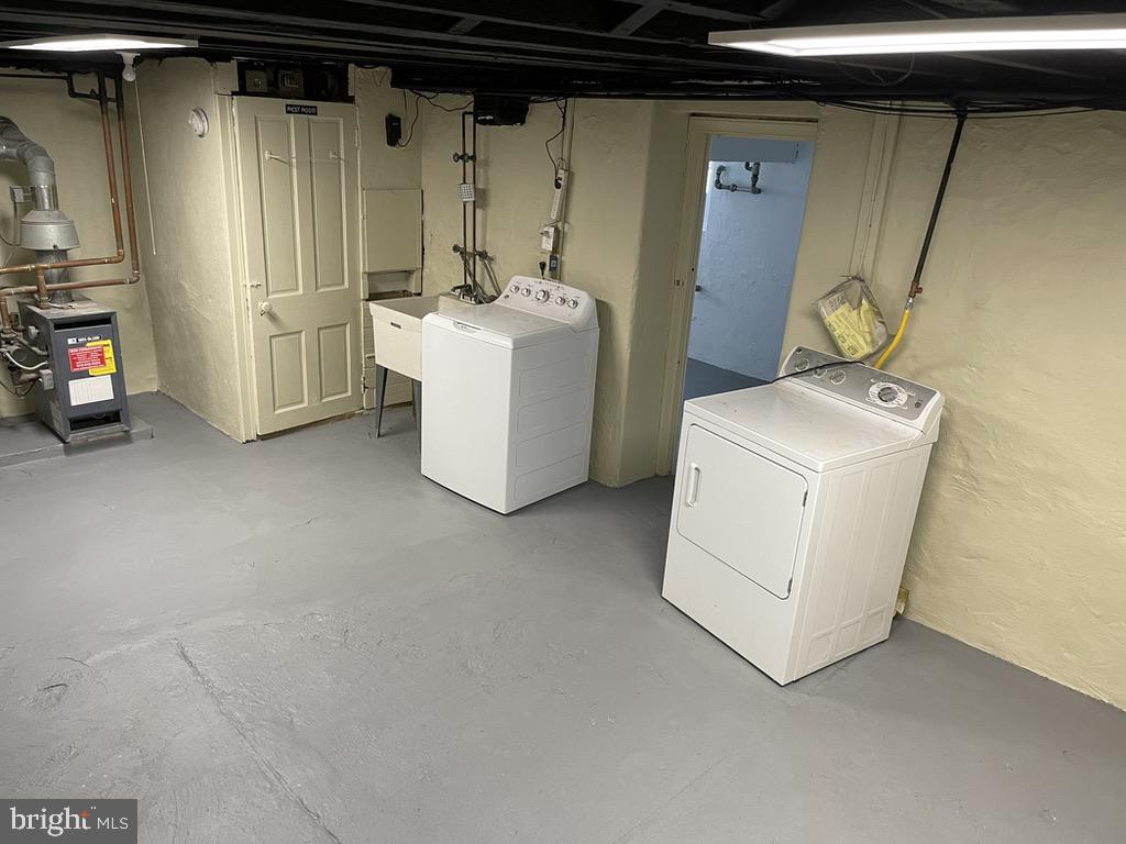 ARDMORE - Residential Lease