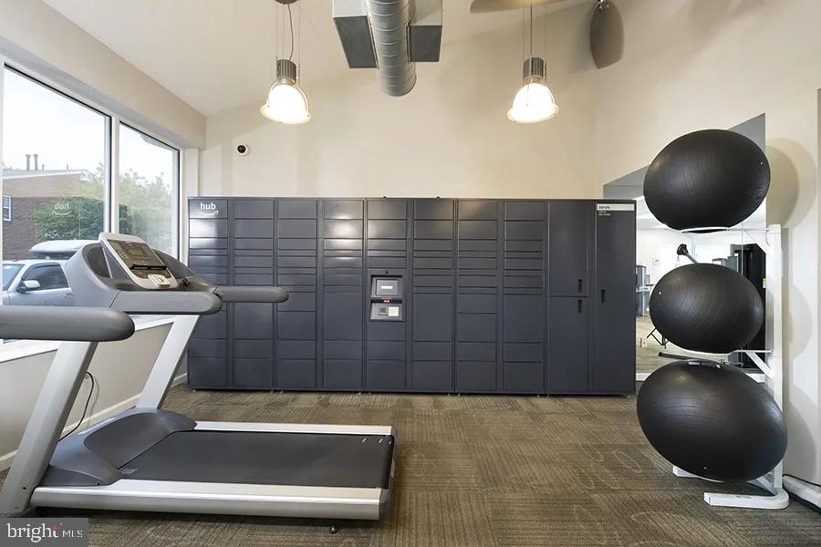 ROCKVILLE - Residential Lease