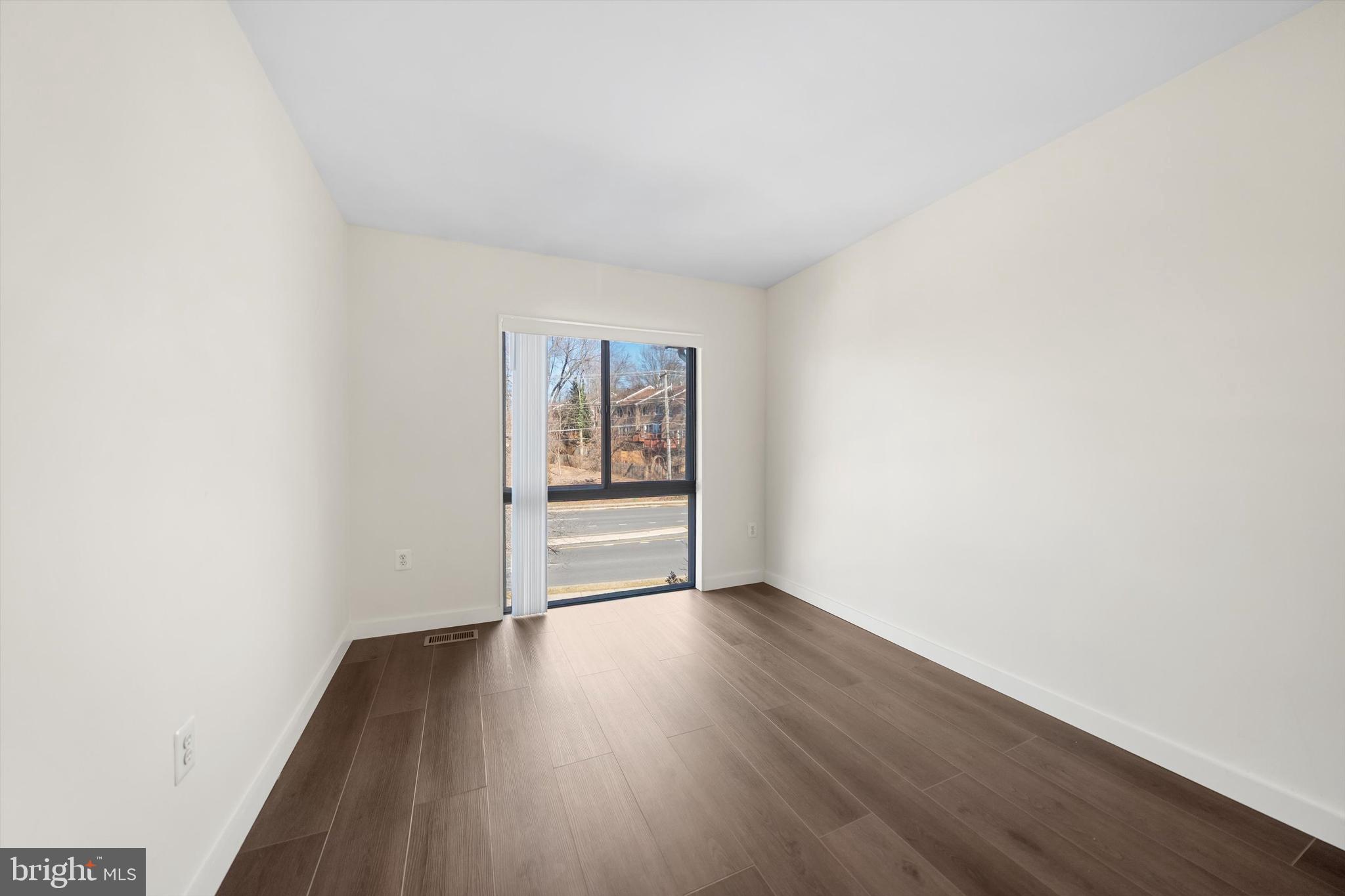 CYRANDALL VALLEY NORTH - Residential