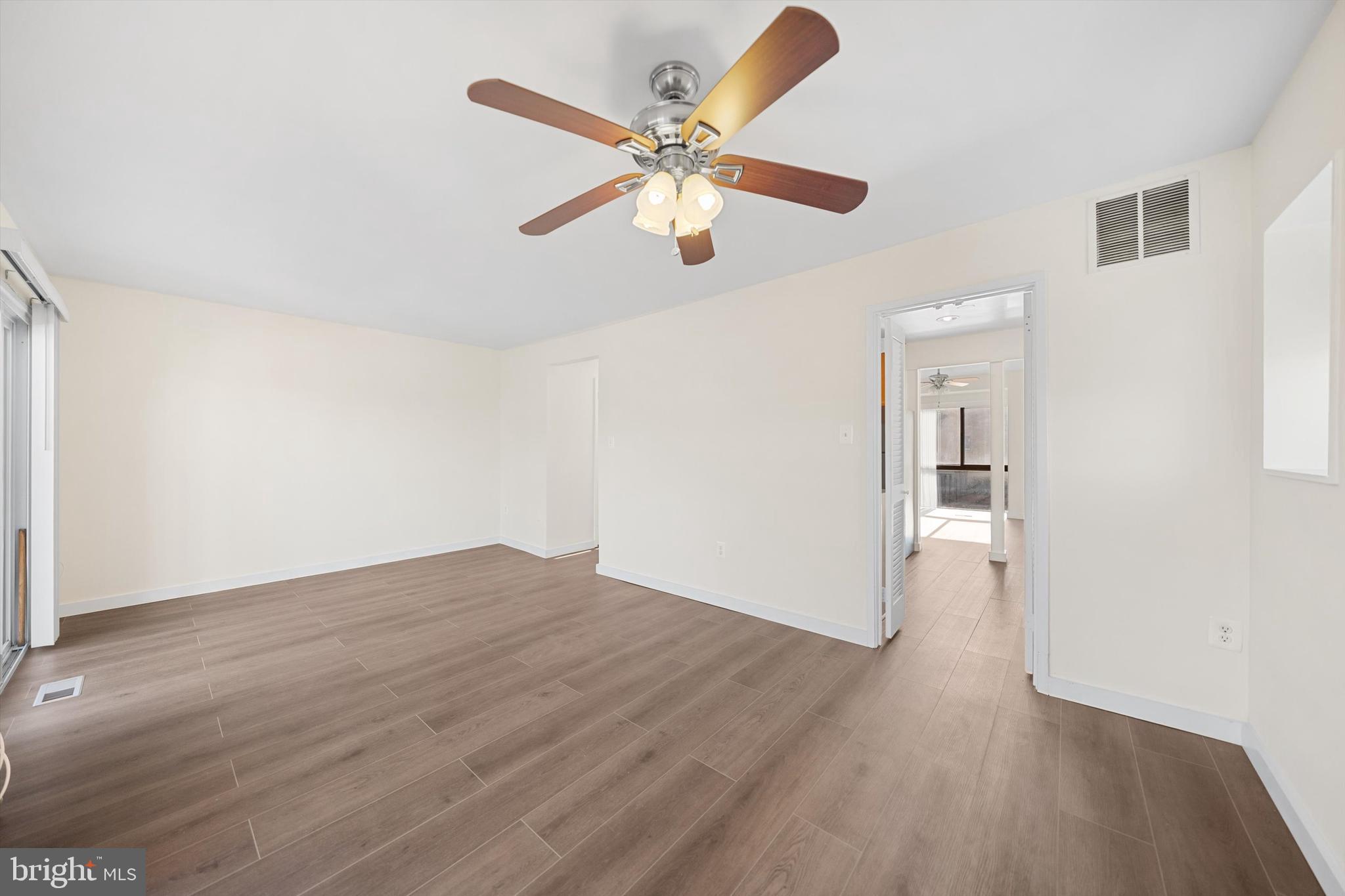 CYRANDALL VALLEY NORTH - Residential