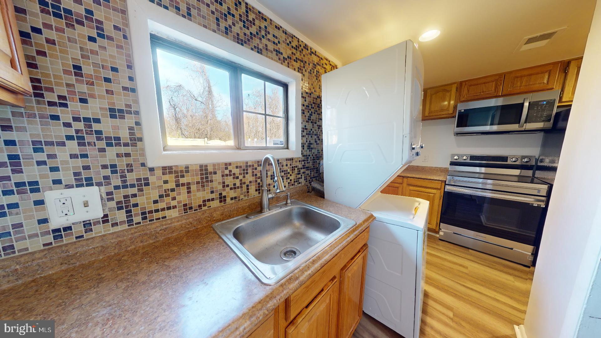 BRYN MAWR - Residential