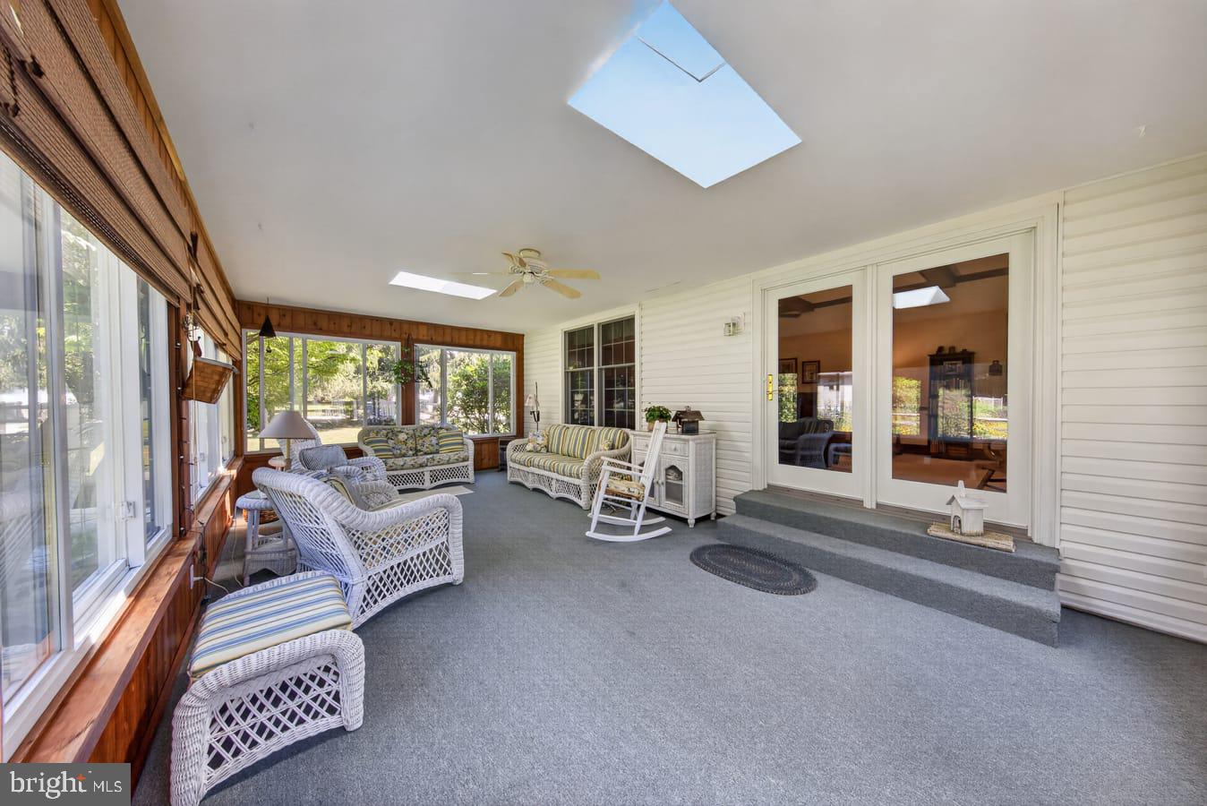 821 N COUNTRY CLUB DRIVE