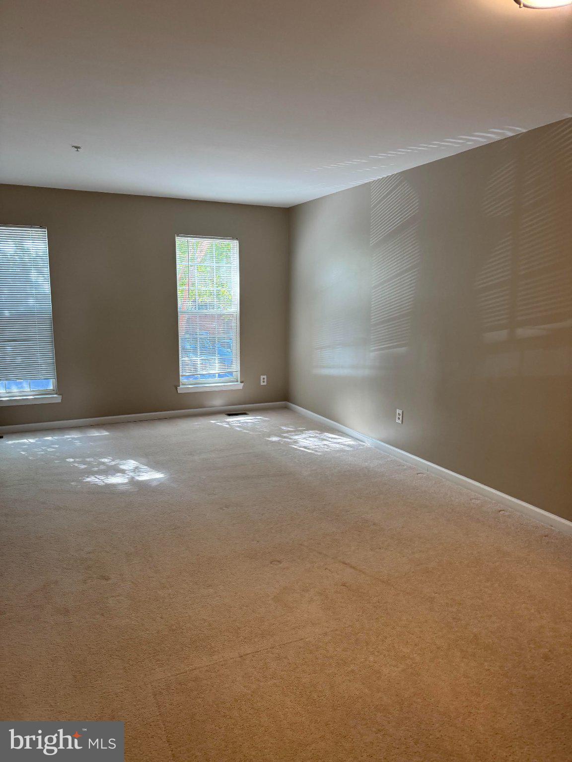 1588 LEEDS CASTLE DRIVE 101