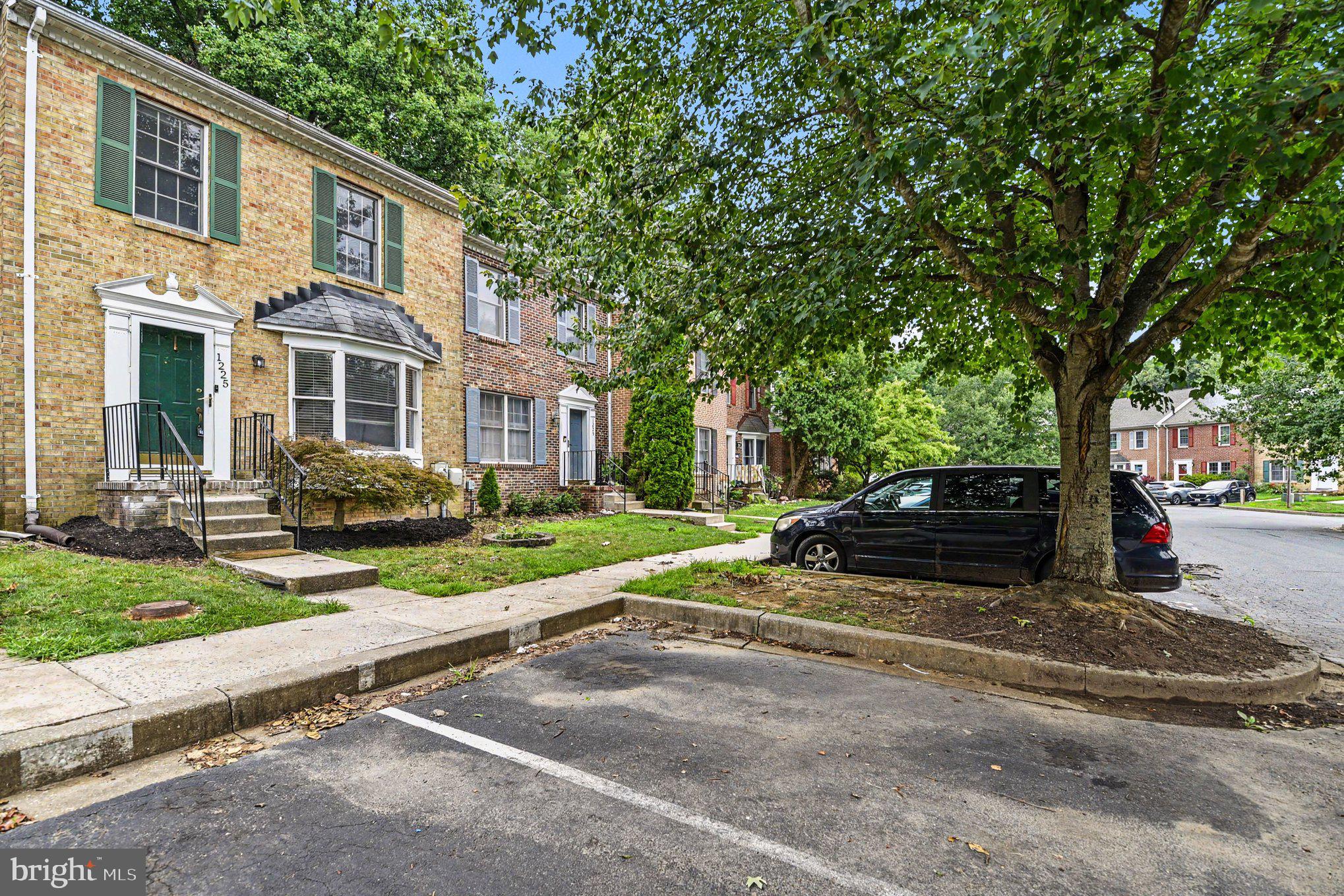 1225 KIRBY CIRCLE