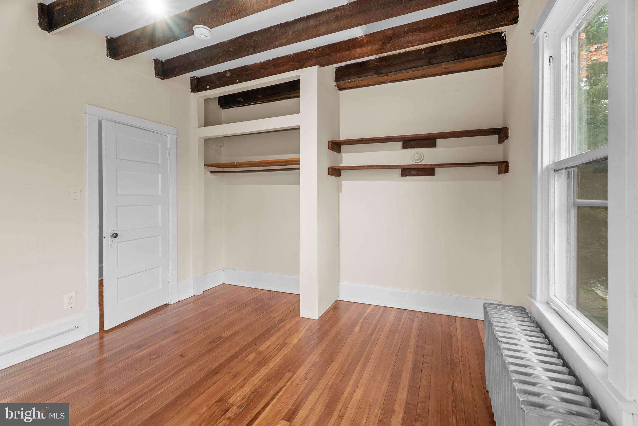 MOUNT RAINIER - Residential Lease