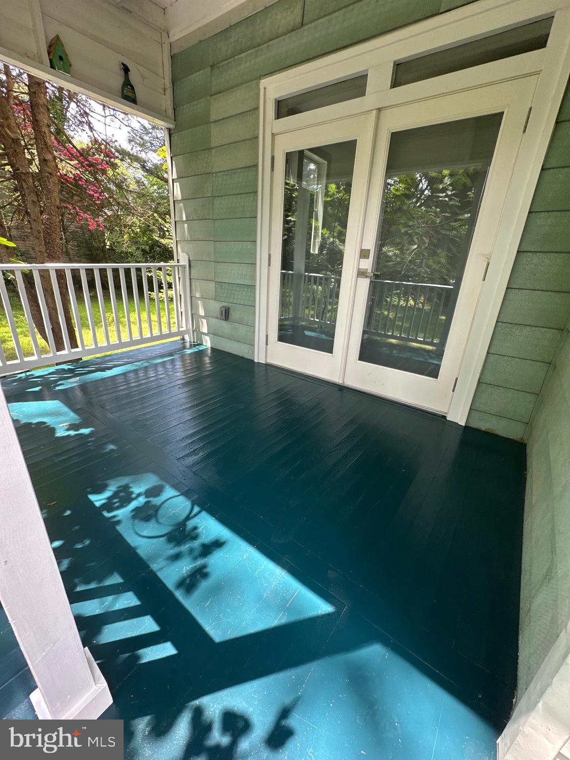 MOUNT RAINIER - Residential Lease