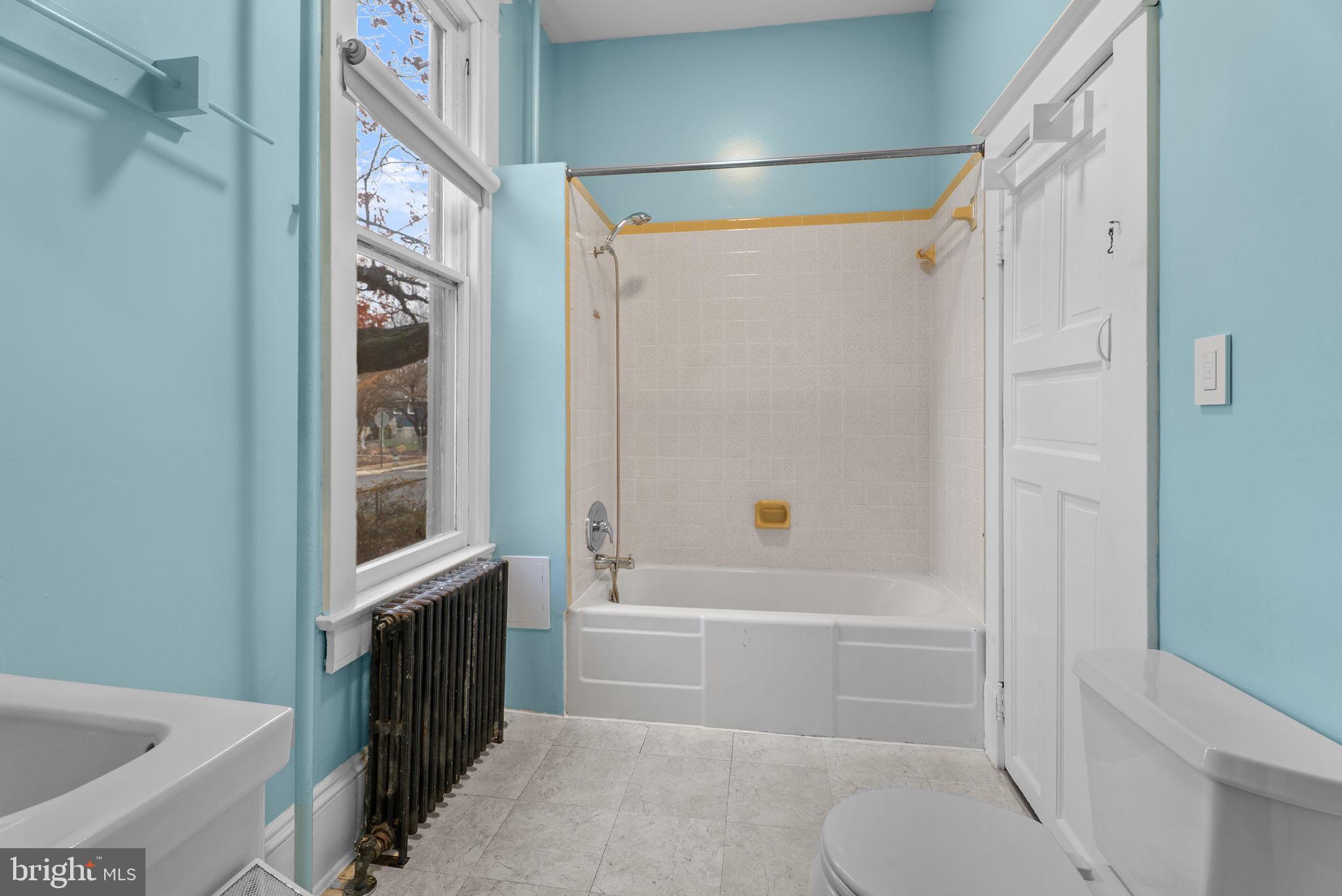 MOUNT RAINIER - Residential Lease