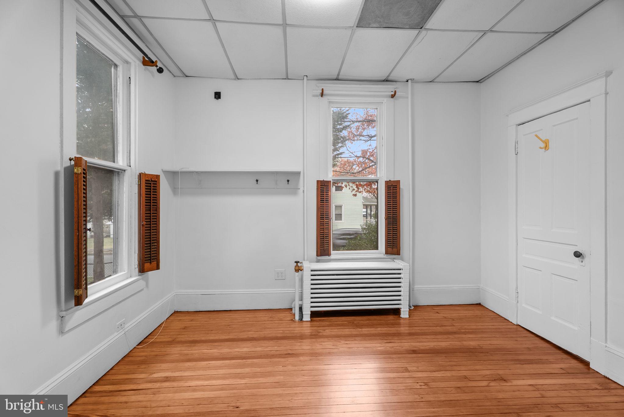 MOUNT RAINIER - Residential Lease