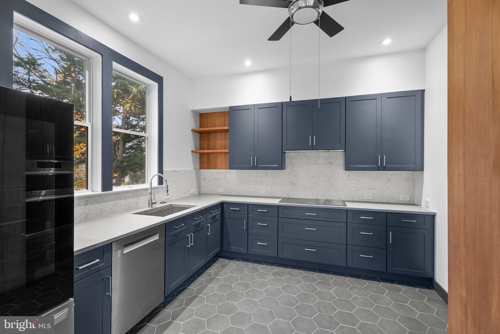 MOUNT RAINIER - Residential Lease