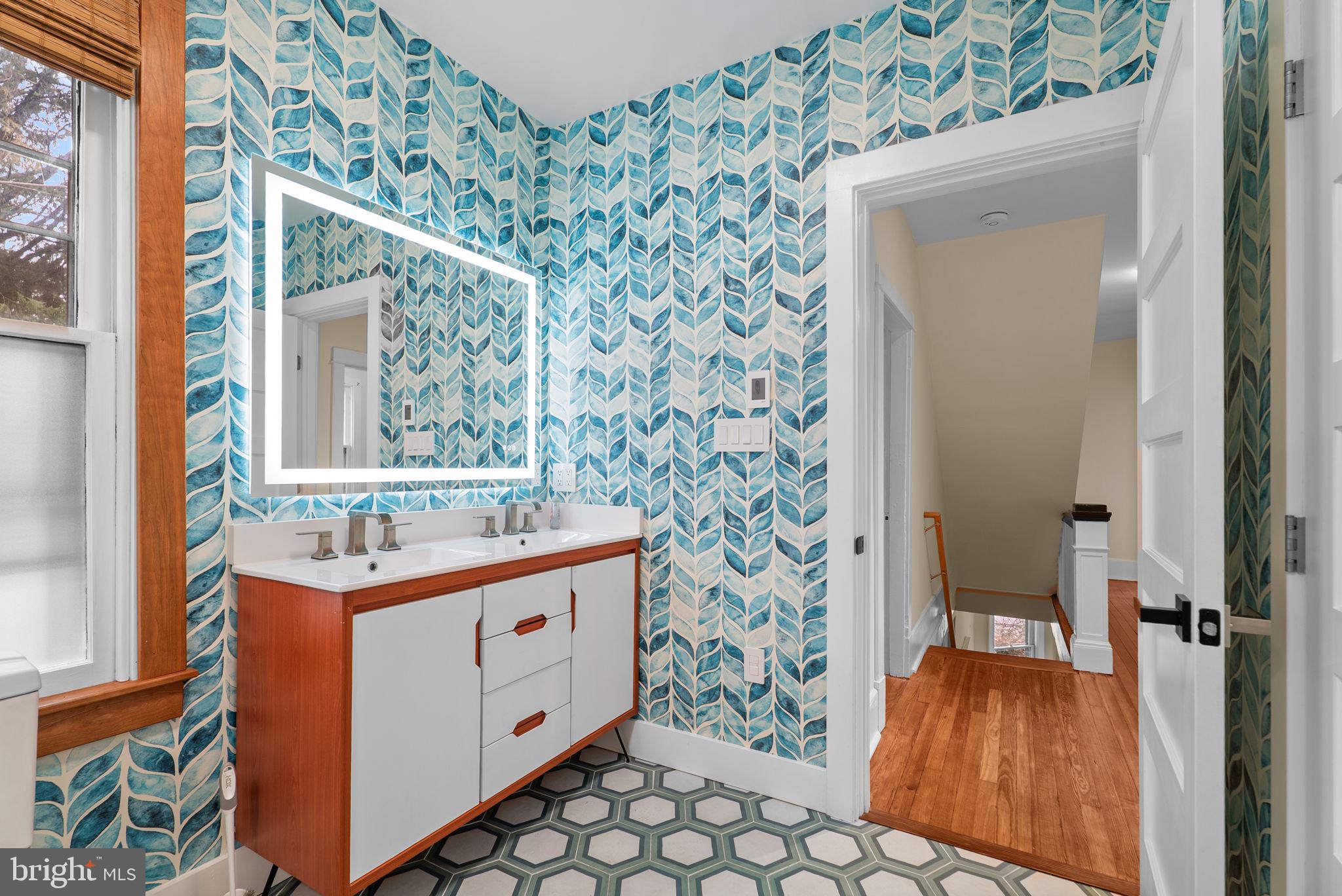 MOUNT RAINIER - Residential Lease