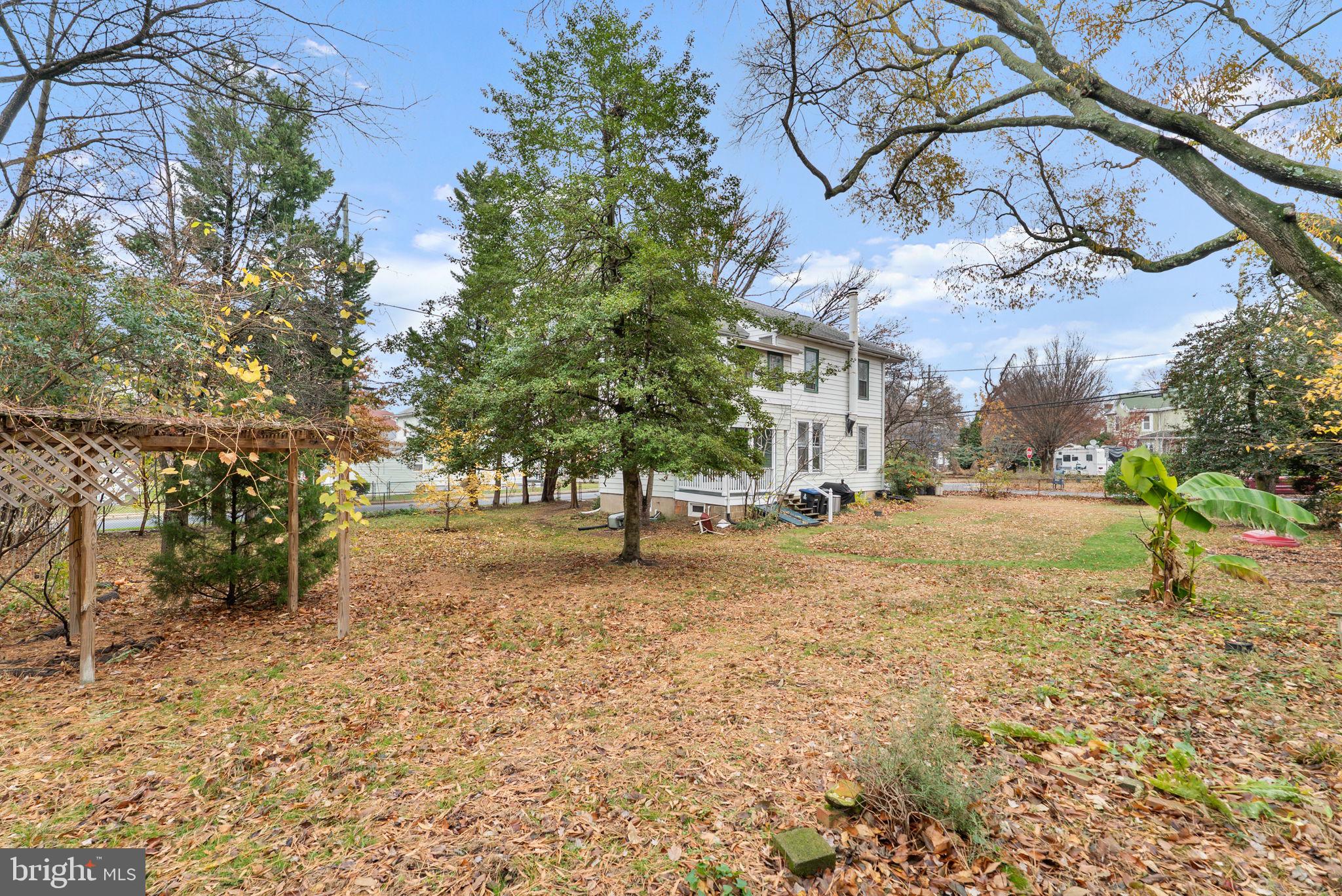 MOUNT RAINIER - Residential Lease